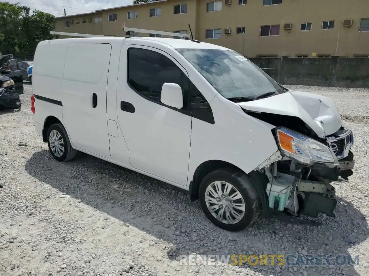 4 Photograph of a damaged car 3N6CM0KN0LK708916 NISSAN NV 2020