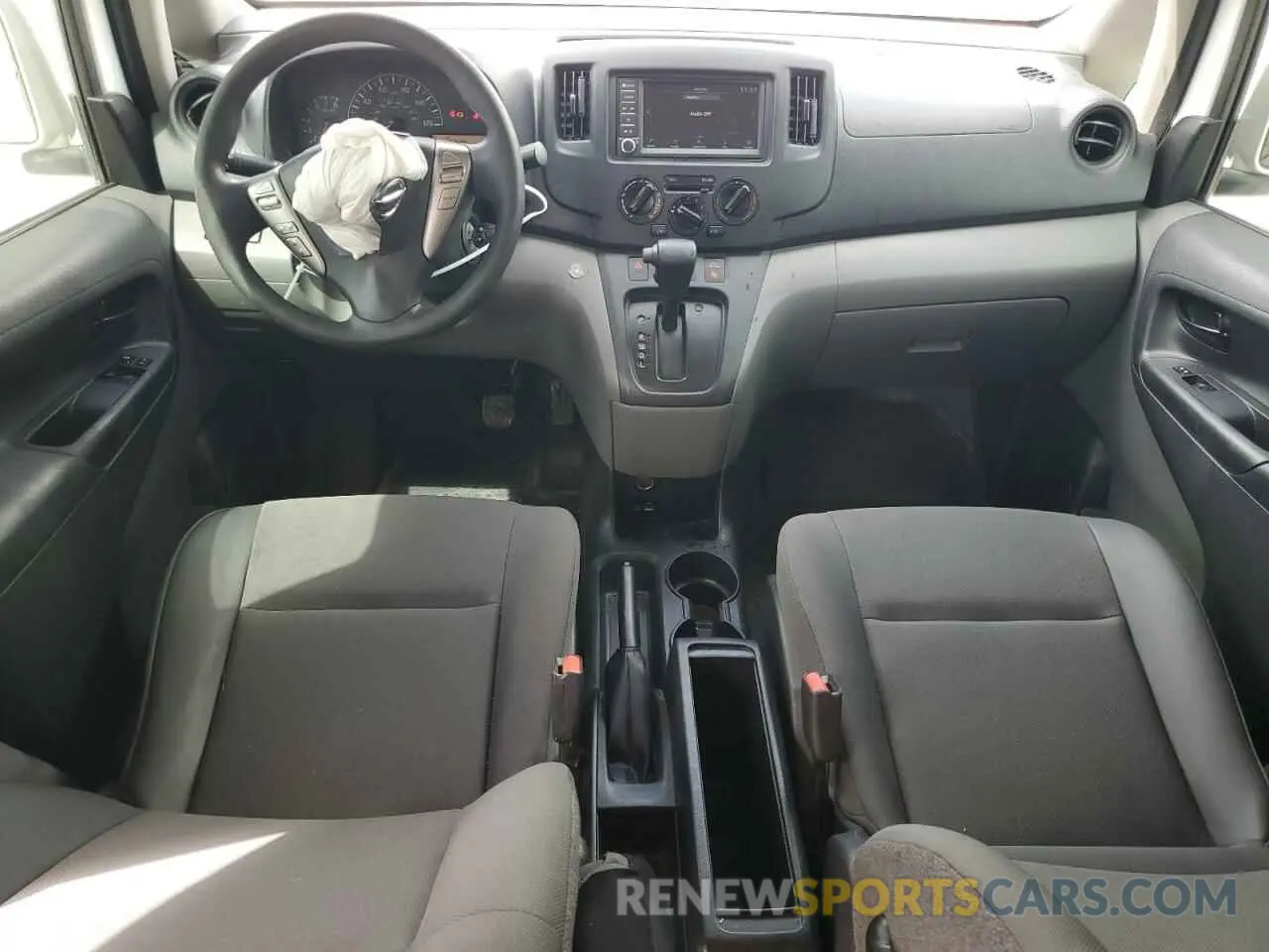 8 Photograph of a damaged car 3N6CM0KN0LK708916 NISSAN NV 2020