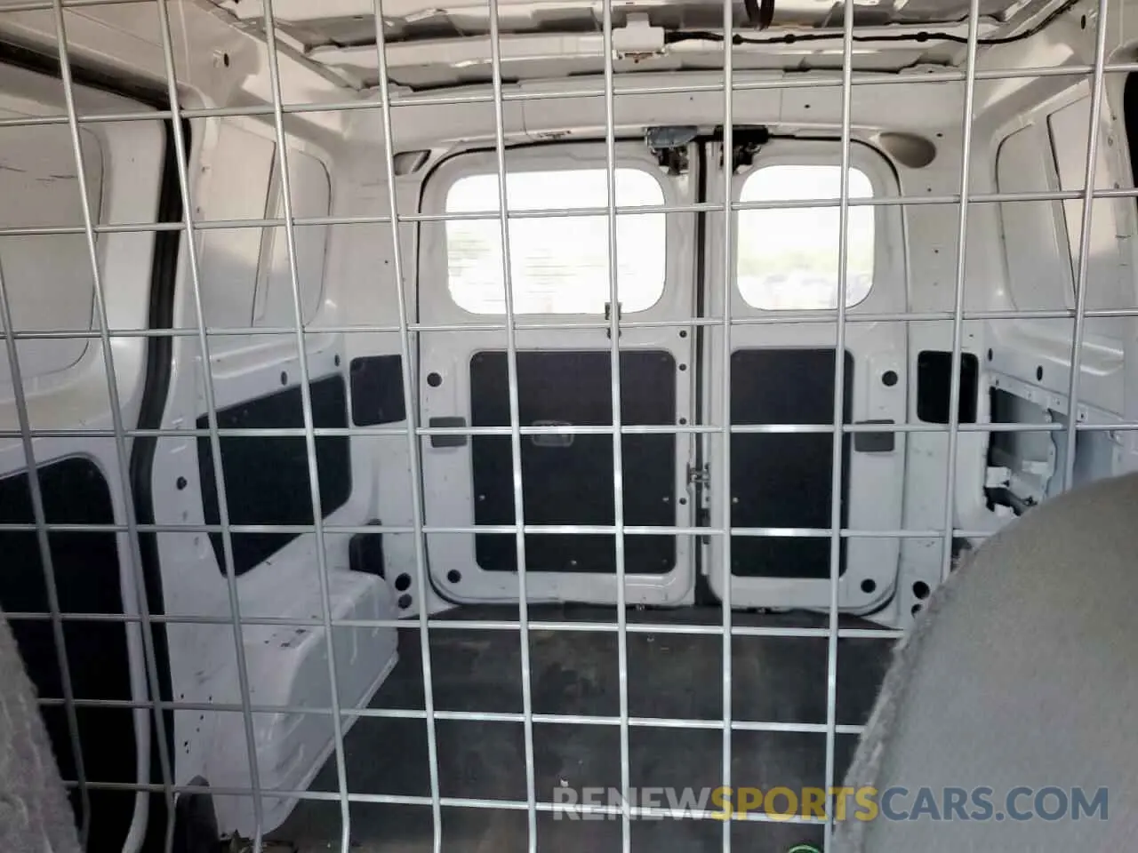 10 Photograph of a damaged car 3N6CM0KN3LK699807 NISSAN NV 2020