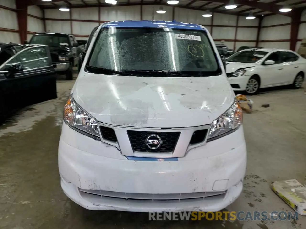 5 Photograph of a damaged car 3N6CM0KN5LK697637 NISSAN NV 2020