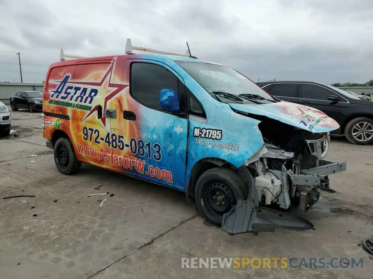 4 Photograph of a damaged car 3N6CM0KN8LK707089 NISSAN NV 2020