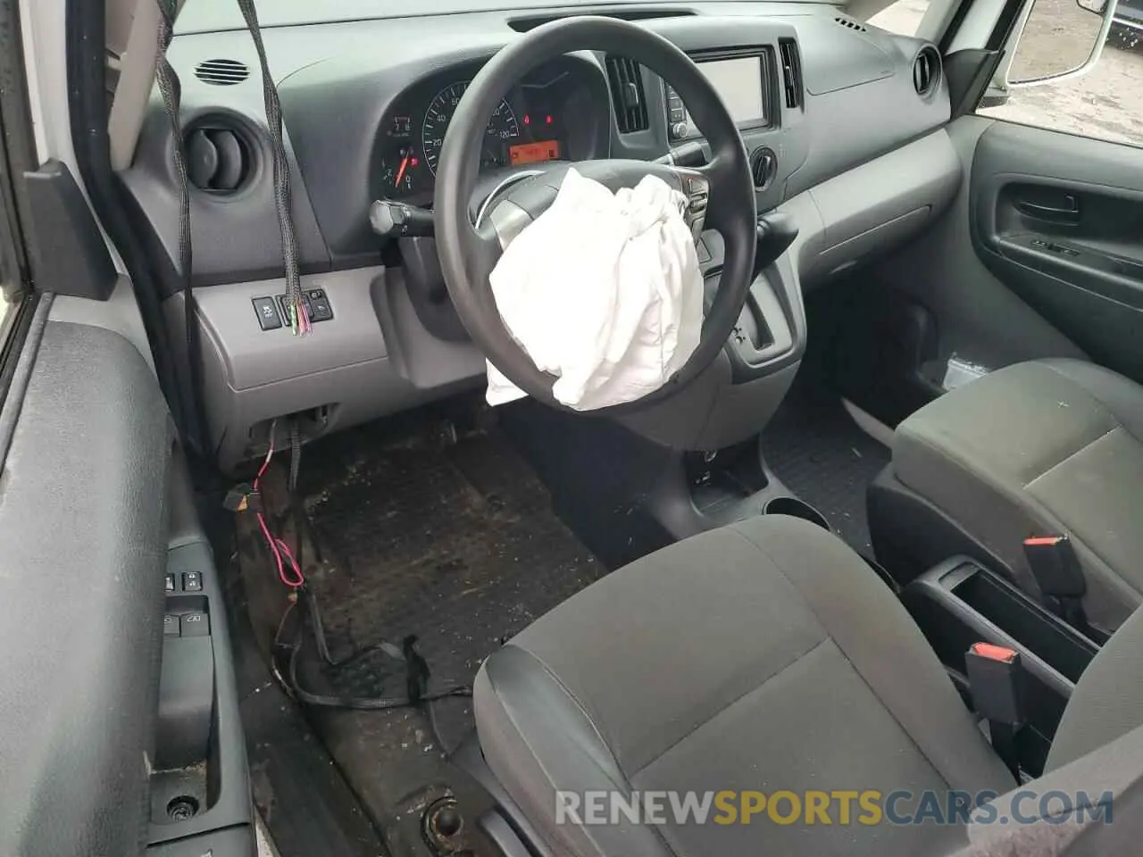 8 Photograph of a damaged car 3N6CM0KN9LK709188 NISSAN NV 2020