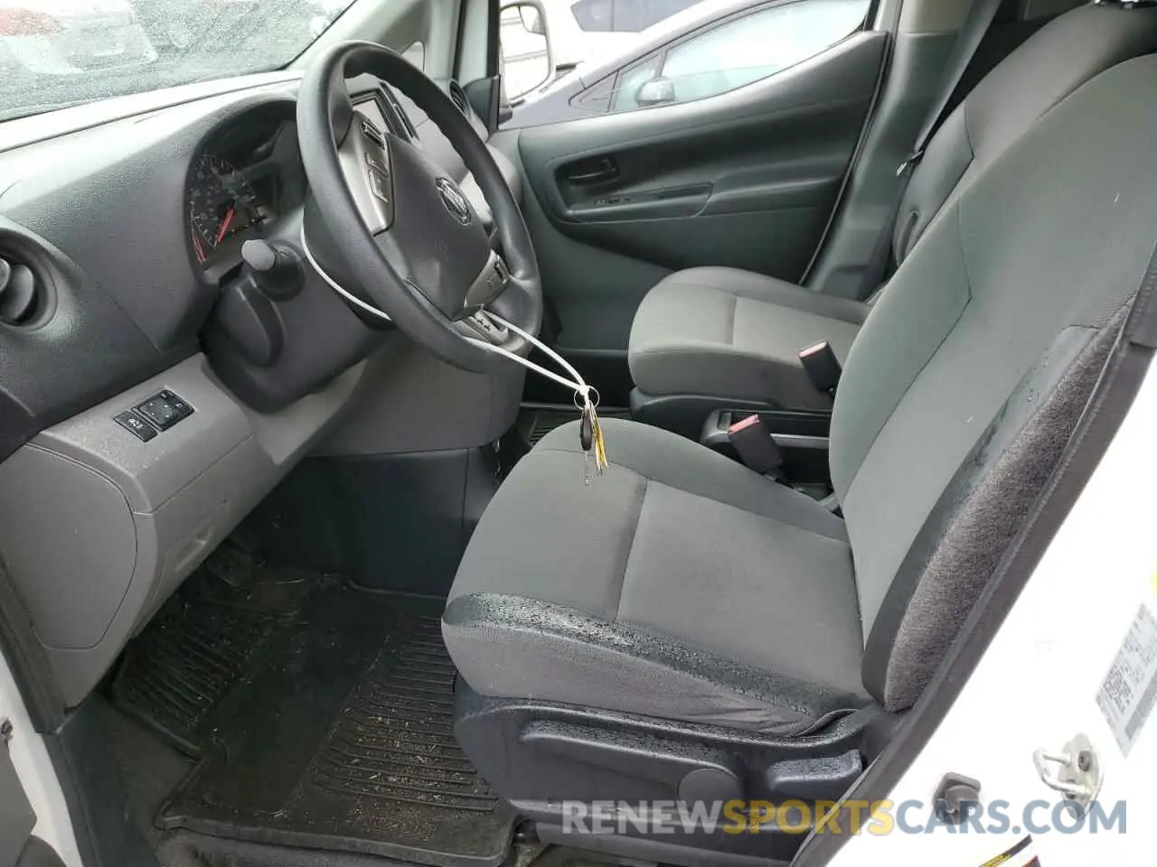 7 Photograph of a damaged car 3N6CM0KNXLK693440 NISSAN NV 2020