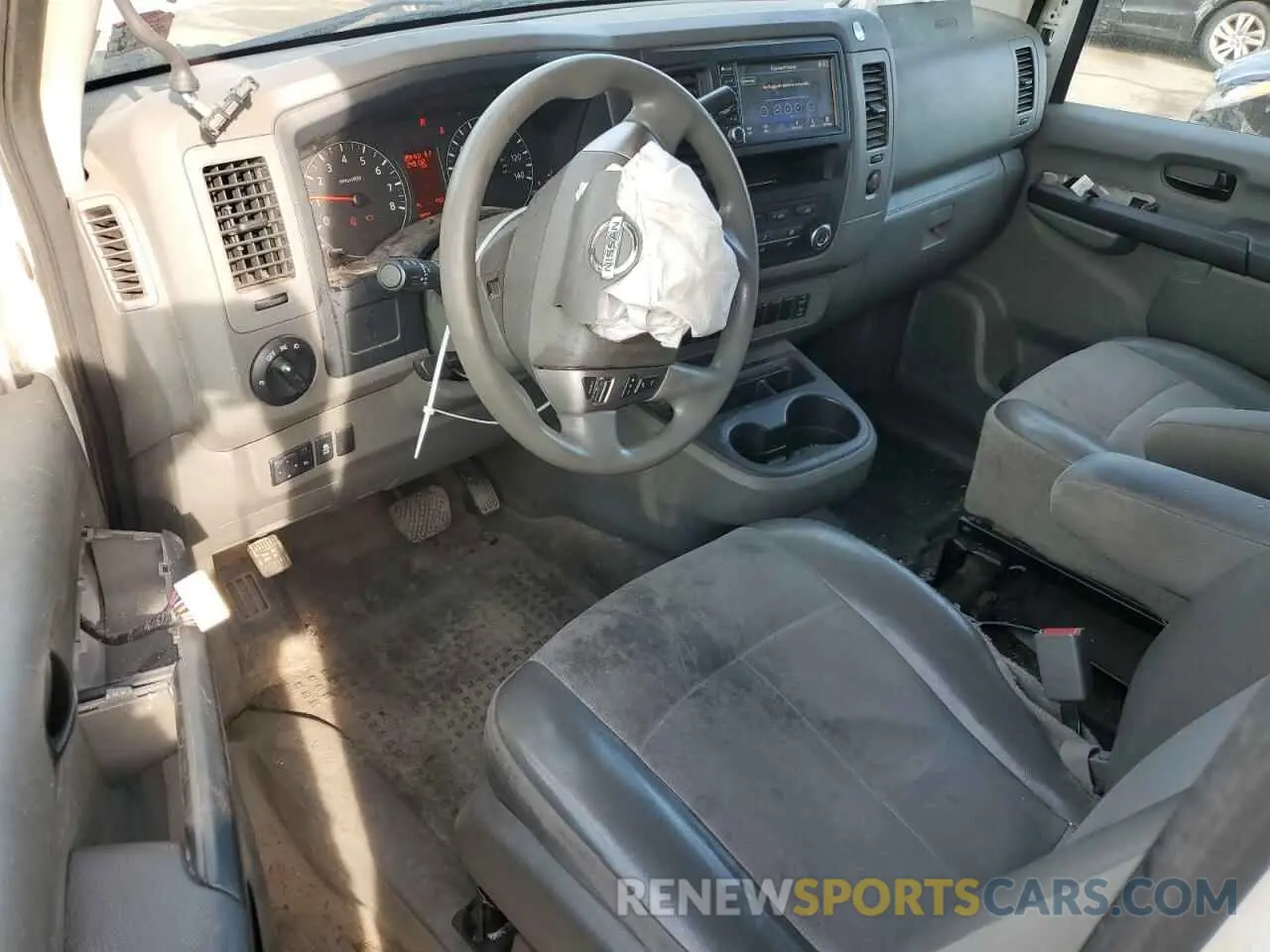 8 Photograph of a damaged car 1N6BF0LY5MN811081 NISSAN NV 2021