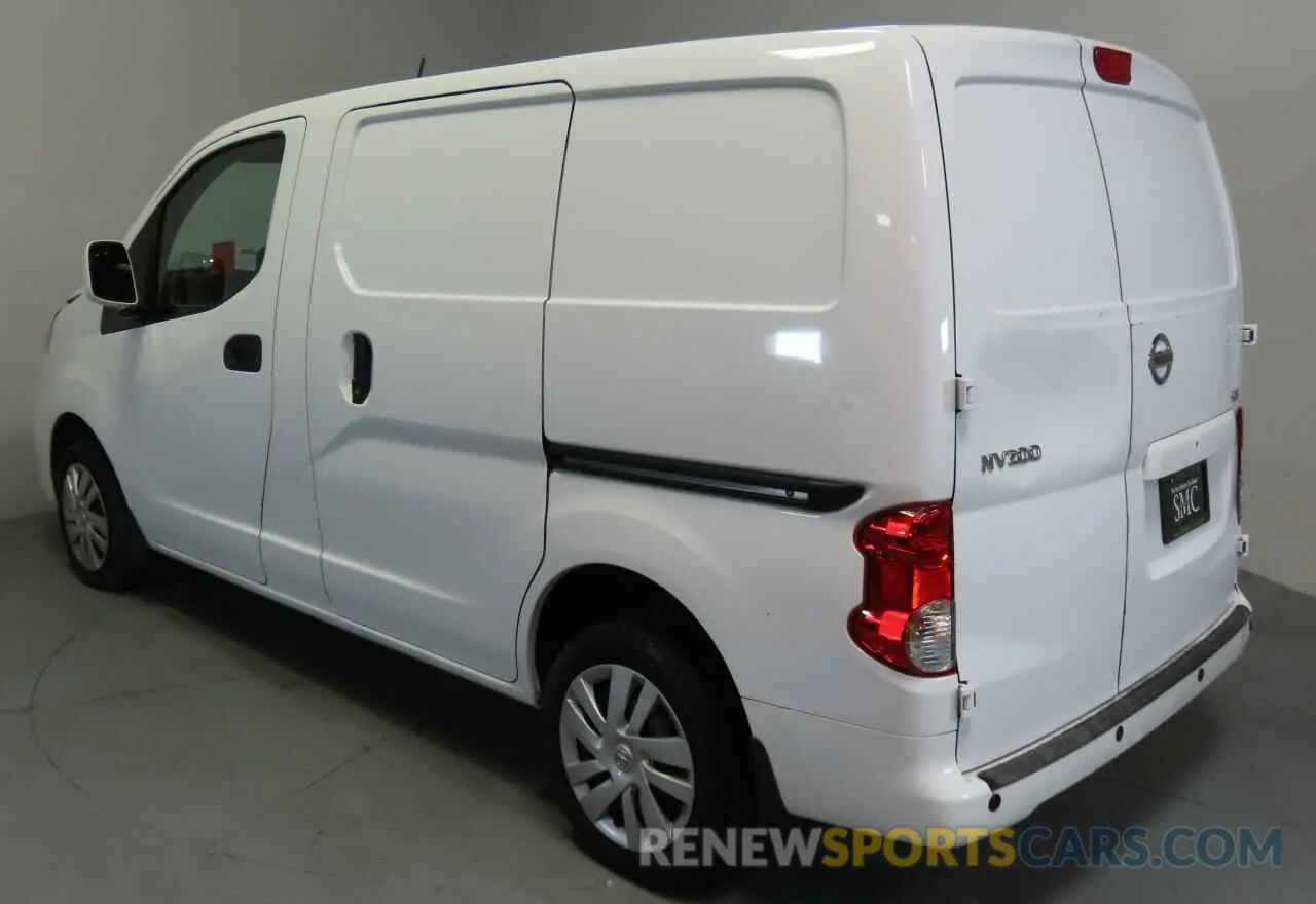 4 Photograph of a damaged car 3N6CM0KN1MK690606 NISSAN NV 2021