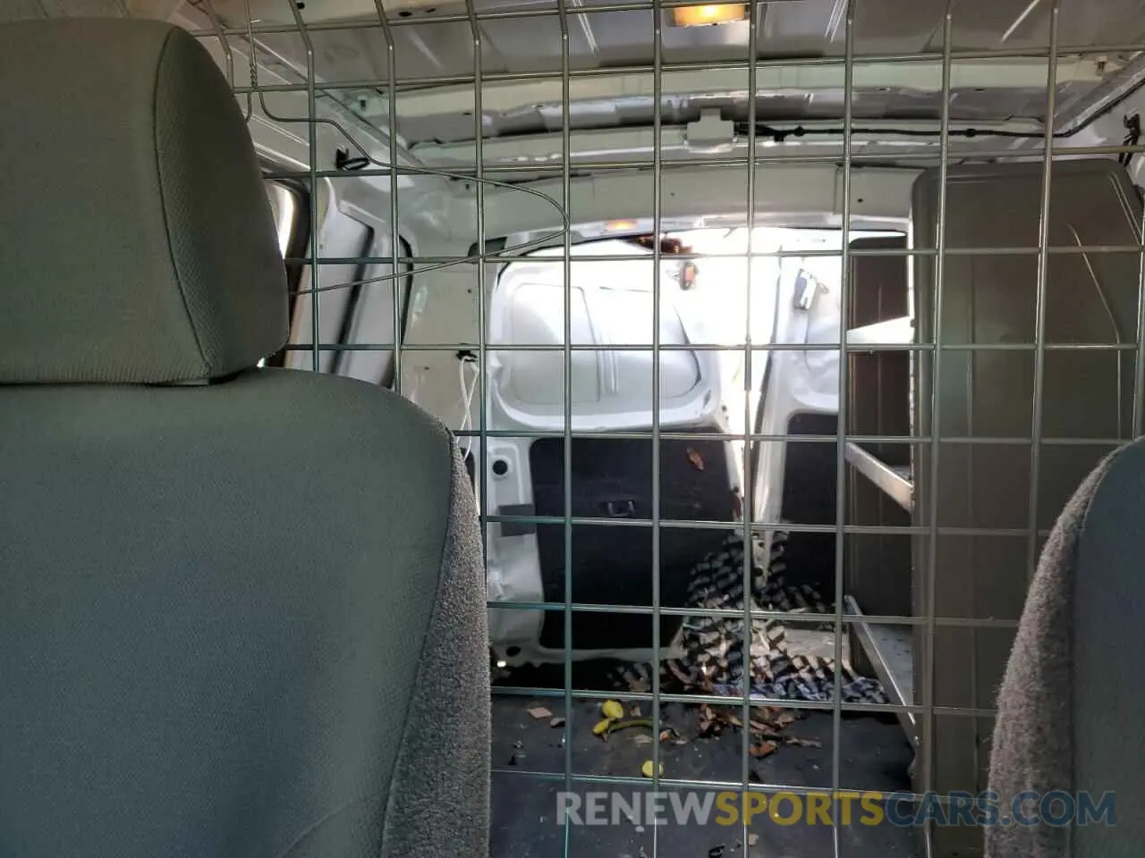 10 Photograph of a damaged car 3N6CM0KN2MK692493 NISSAN NV 2021