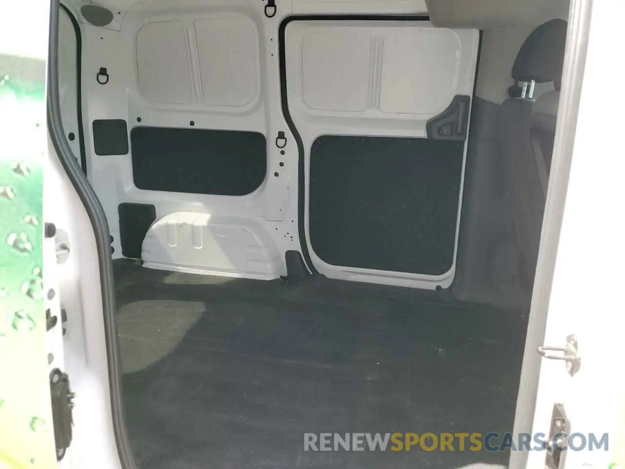 11 Photograph of a damaged car 3N6CM0KN2MK708126 NISSAN NV 2021