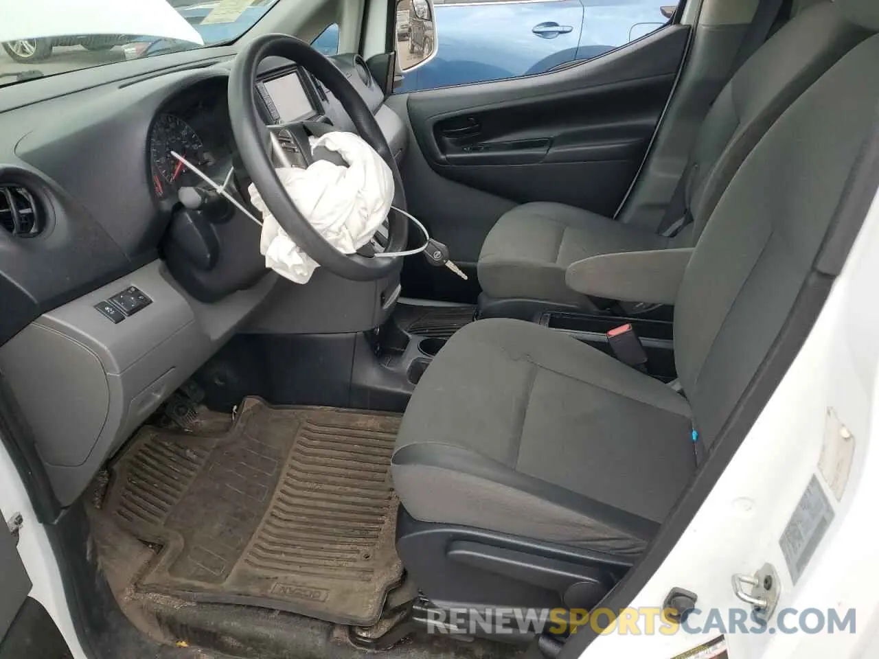 7 Photograph of a damaged car 3N6CM0KN4MK691507 NISSAN NV 2021