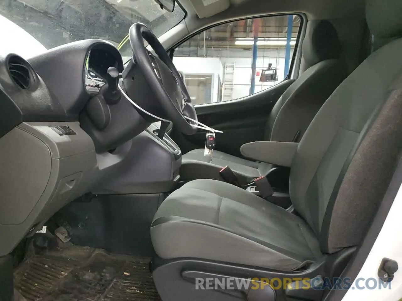 7 Photograph of a damaged car 3N6CM0KN6MK690259 NISSAN NV 2021