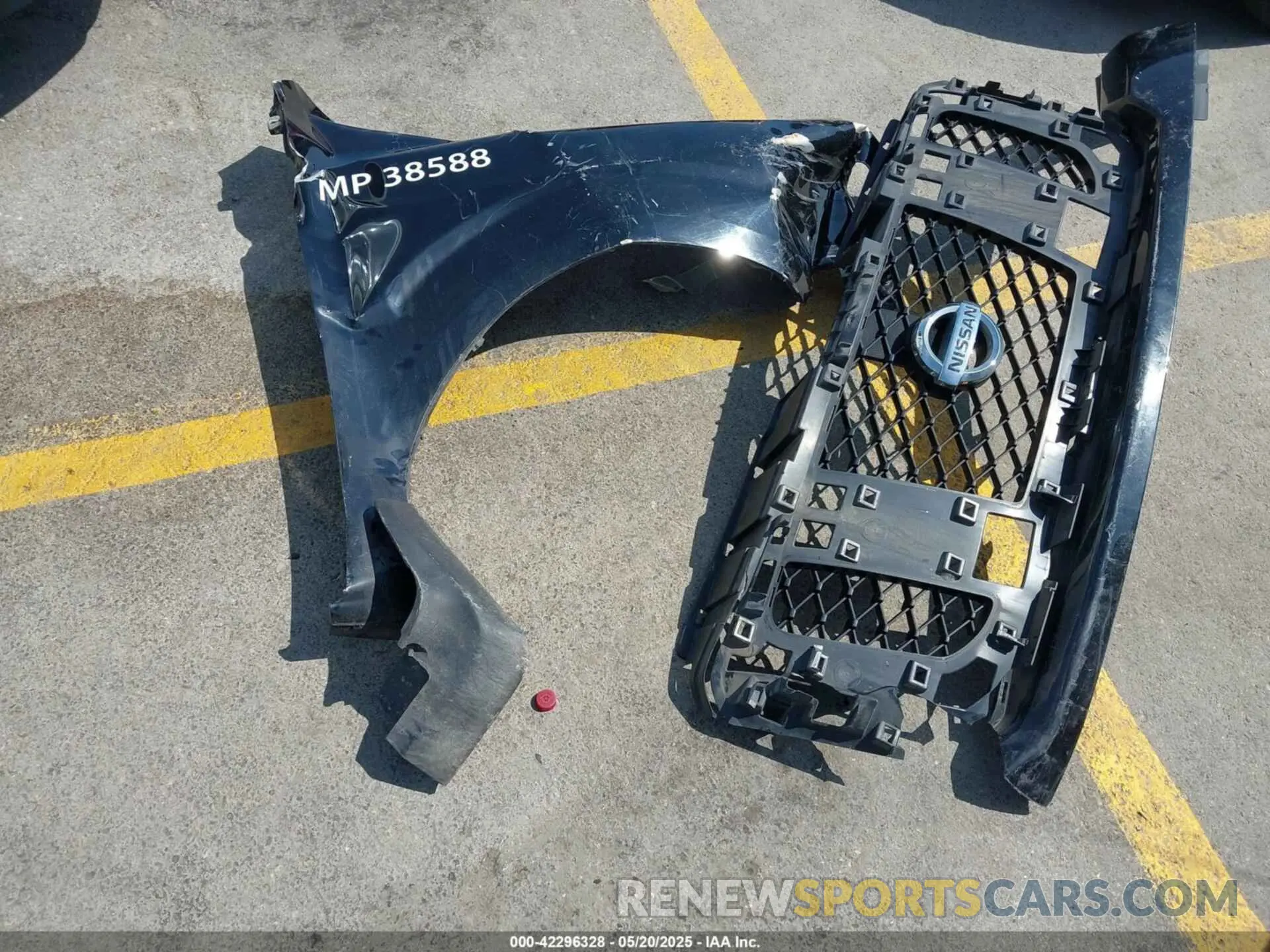 12 Photograph of a damaged car 1N6AF0LY0KN800465 NISSAN NV CARGO 2019