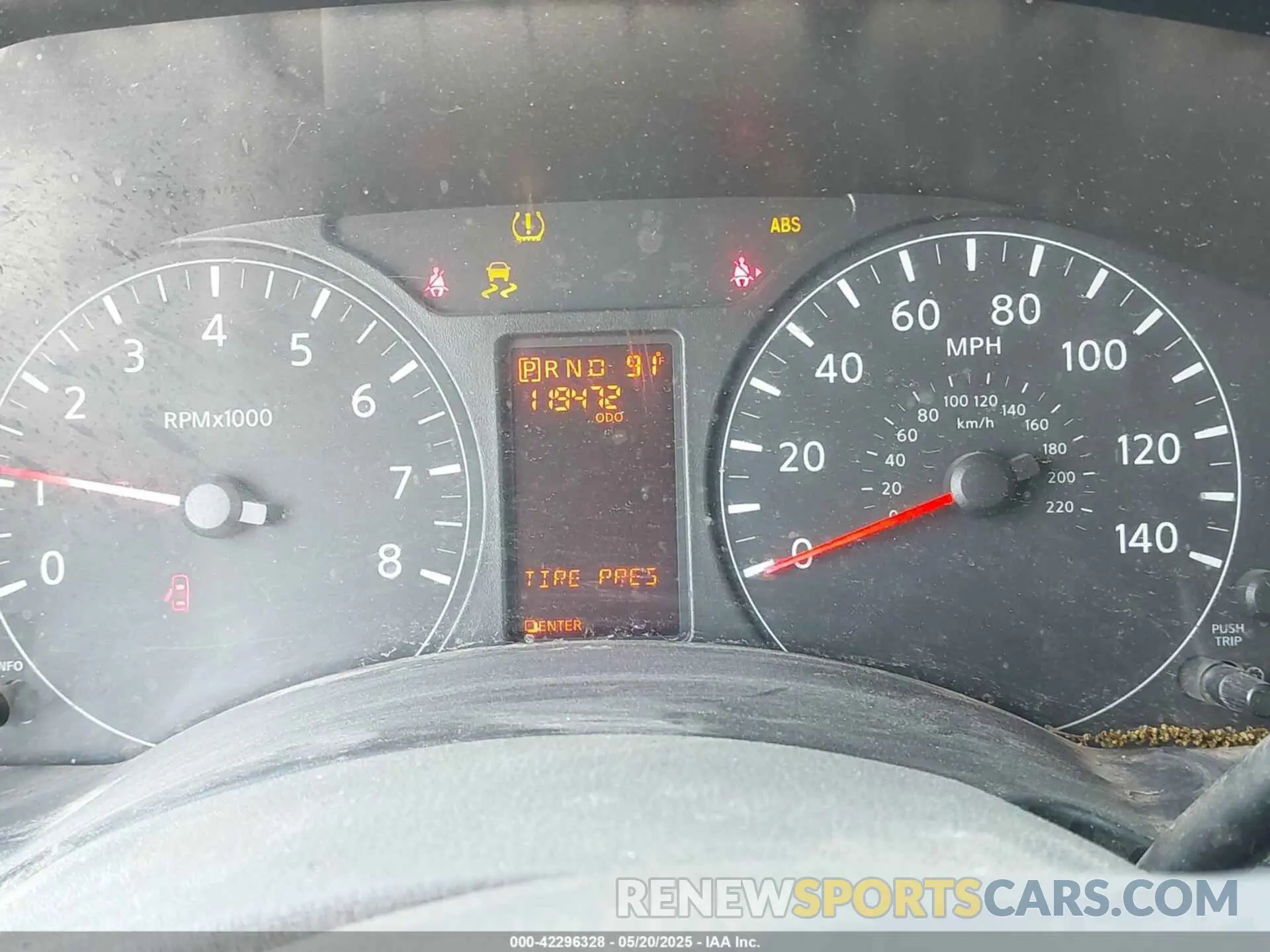 16 Photograph of a damaged car 1N6AF0LY0KN800465 NISSAN NV CARGO 2019