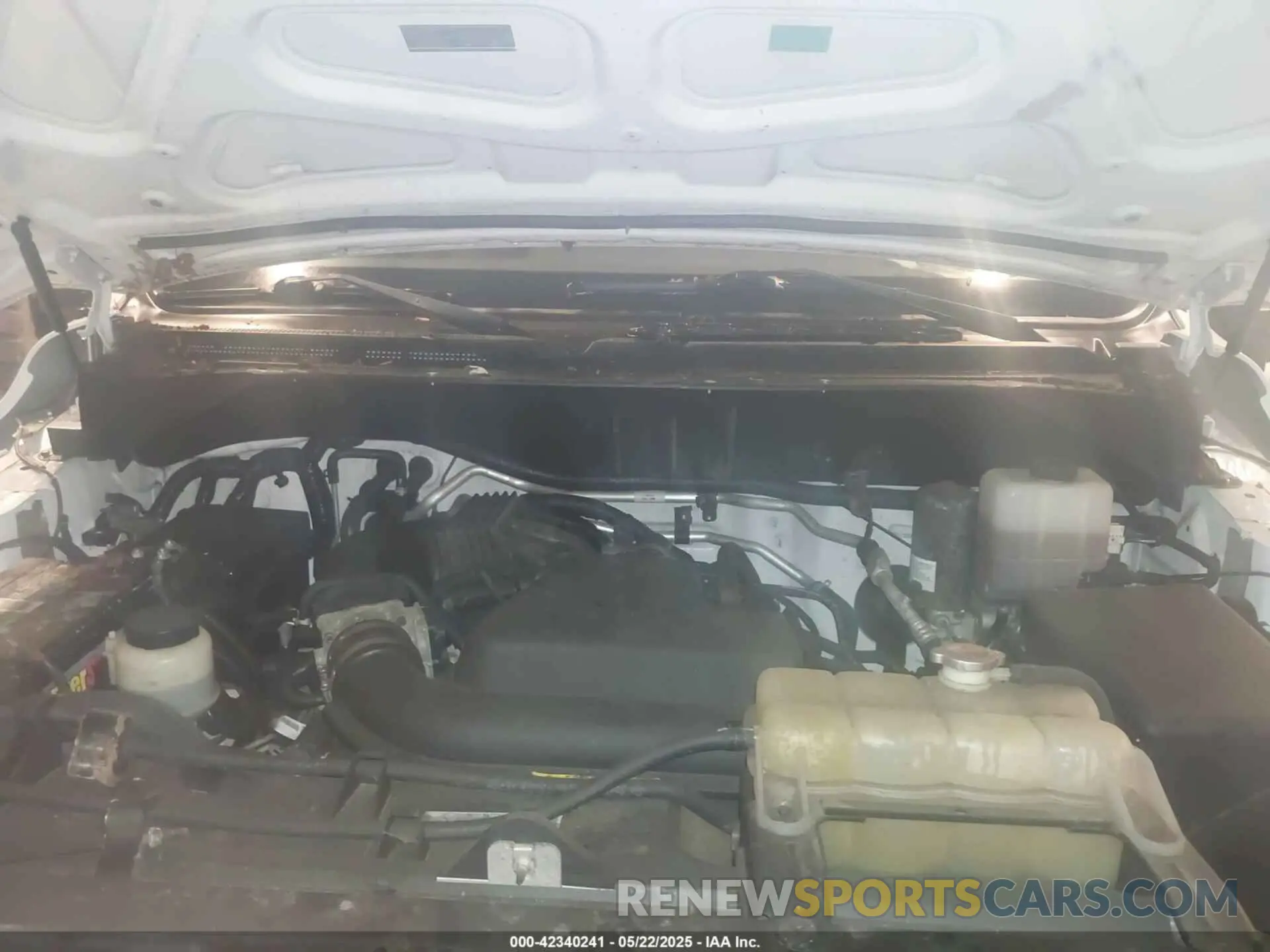 10 Photograph of a damaged car 1N6BF0KM4KN808359 NISSAN NV CARGO NV1500 2019