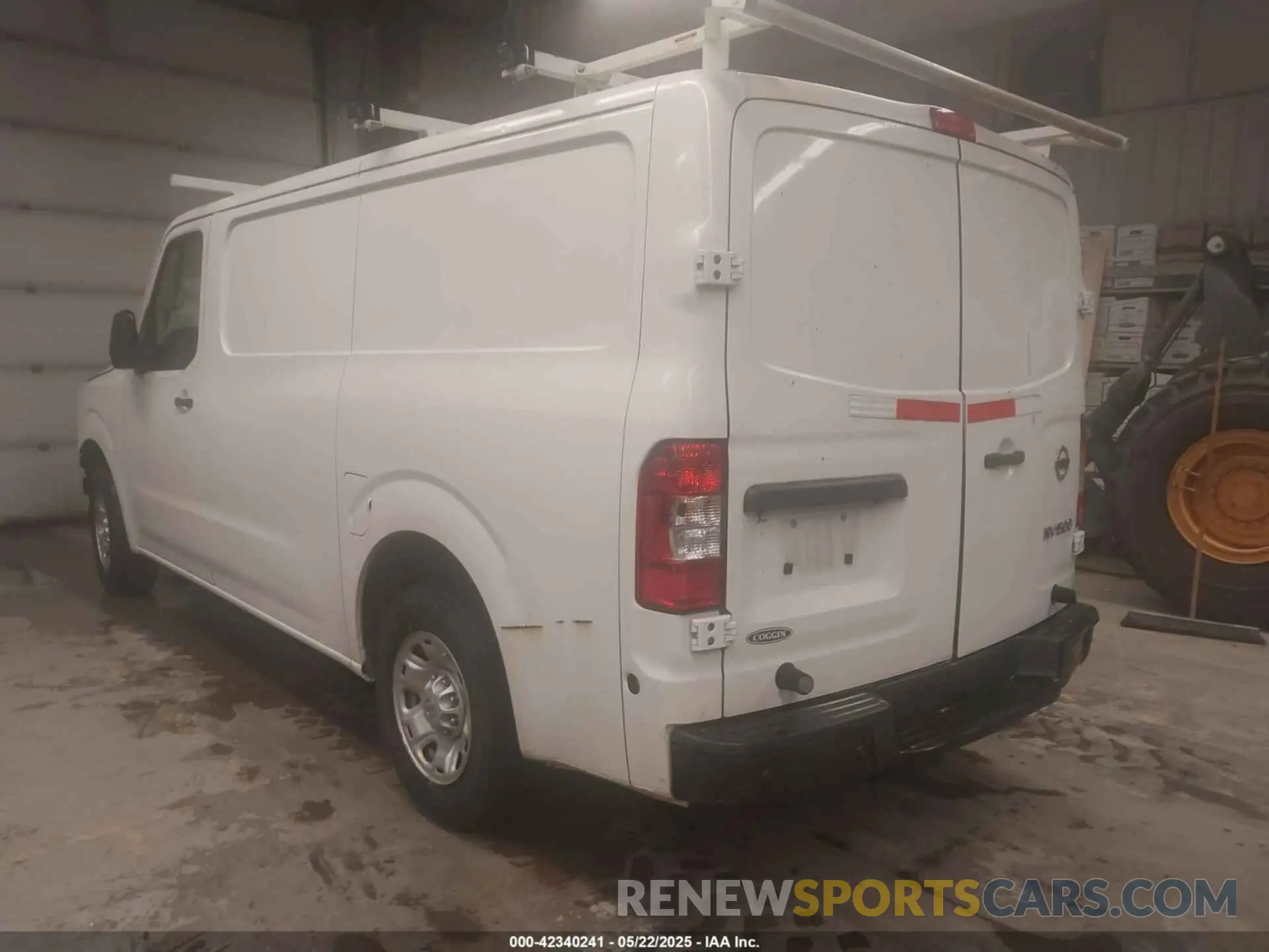 3 Photograph of a damaged car 1N6BF0KM4KN808359 NISSAN NV CARGO NV1500 2019