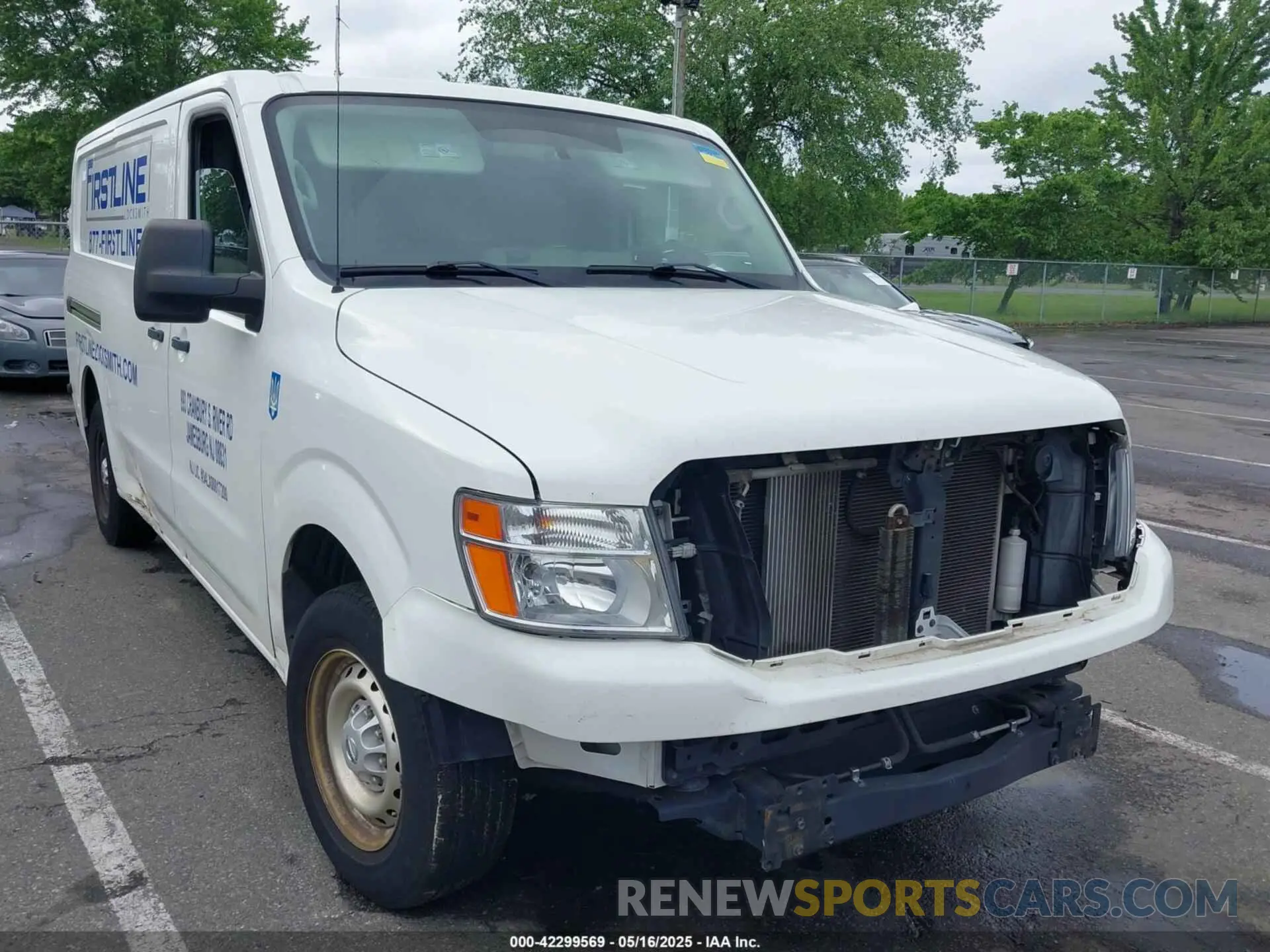 1 Photograph of a damaged car 1N6BF0KM0LN803824 NISSAN NV CARGO NV1500 2020