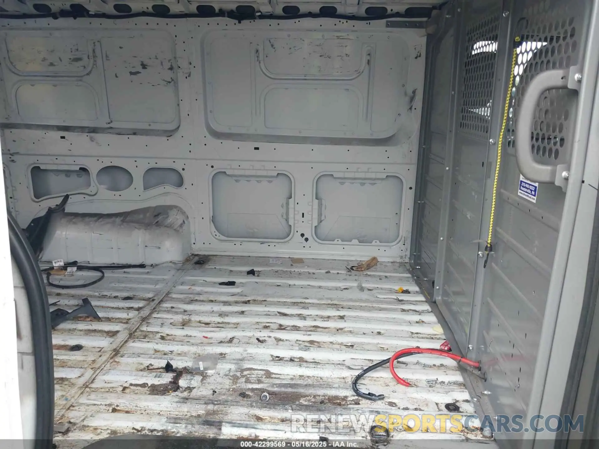8 Photograph of a damaged car 1N6BF0KM0LN803824 NISSAN NV CARGO NV1500 2020