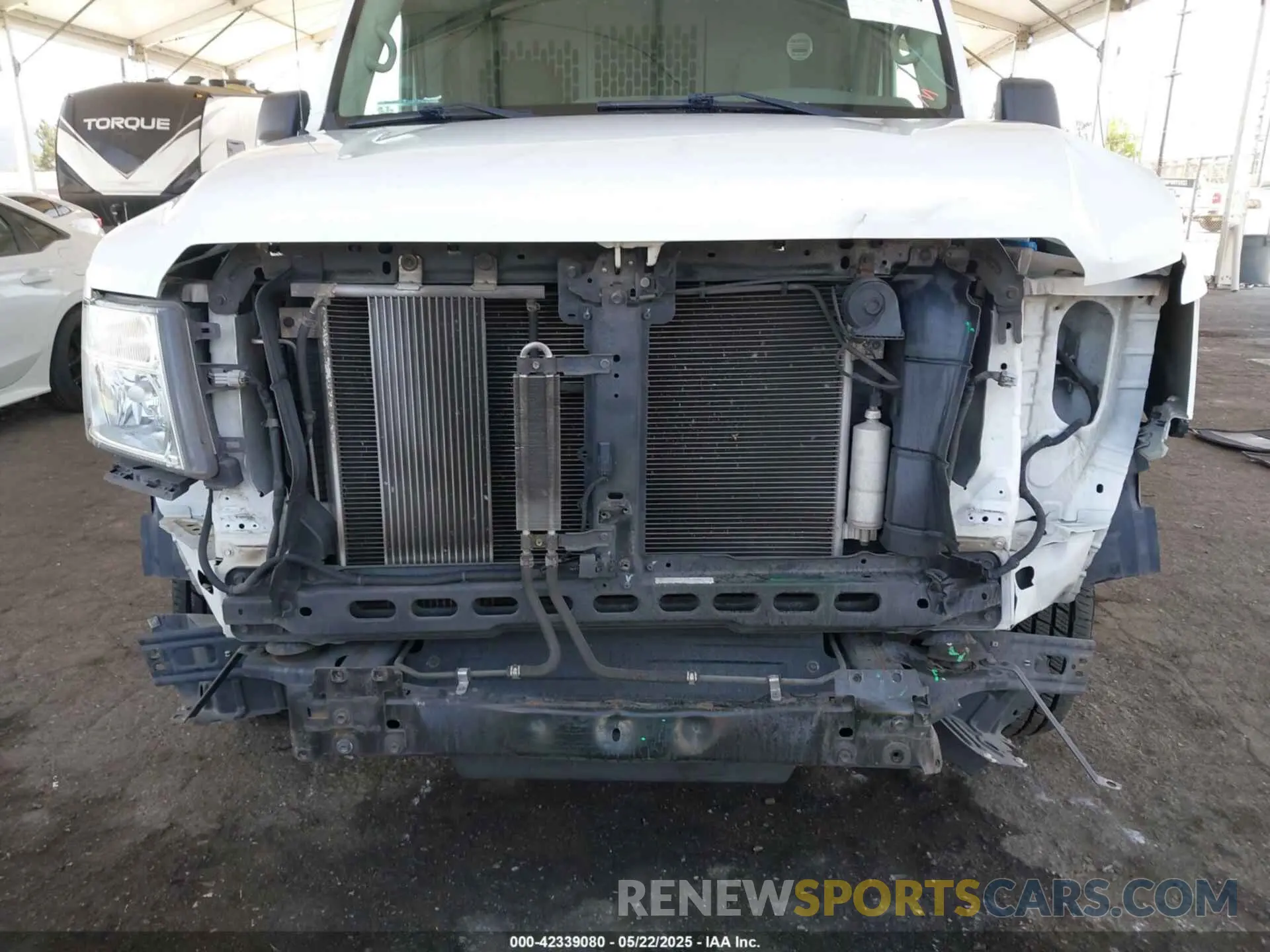 6 Photograph of a damaged car 1N6BF0KM6LN800250 NISSAN NV CARGO NV1500 2020