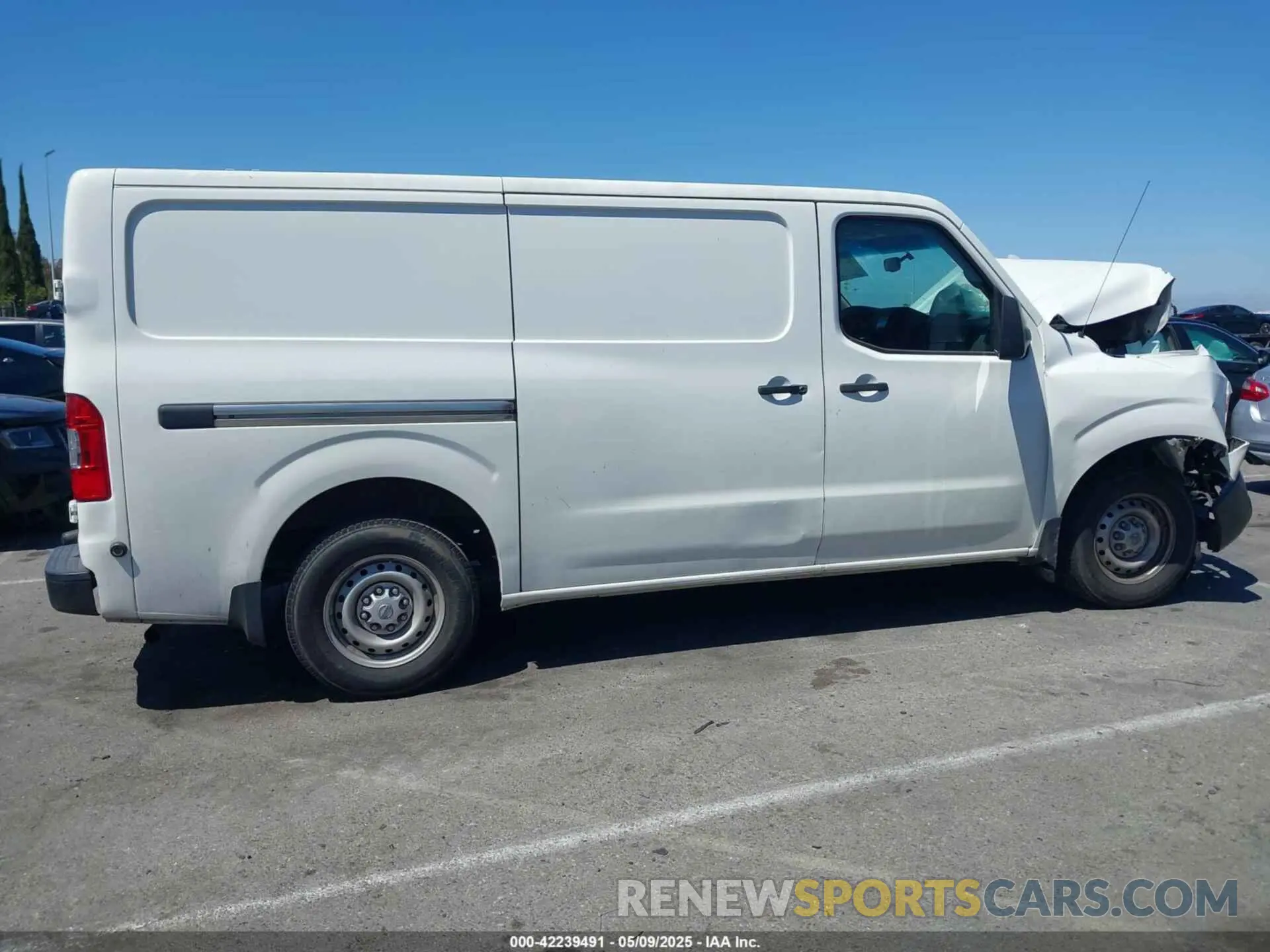 13 Photograph of a damaged car 1N6BF0KM7LN806302 NISSAN NV CARGO NV1500 2020