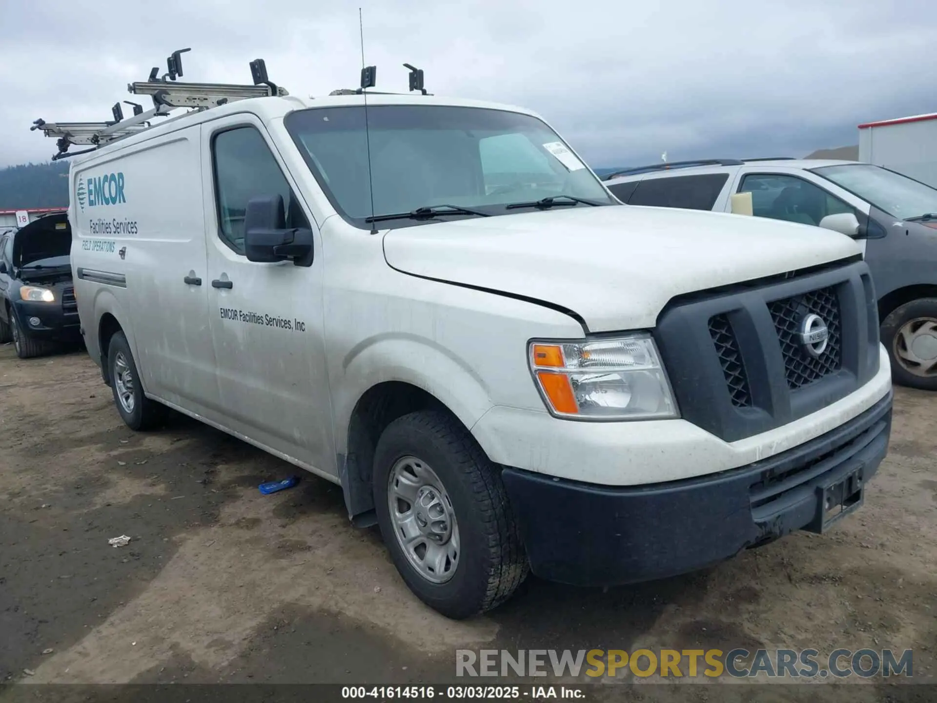 1 Photograph of a damaged car 1N6BF0KM7MN800257 NISSAN NV CARGO NV1500 2021