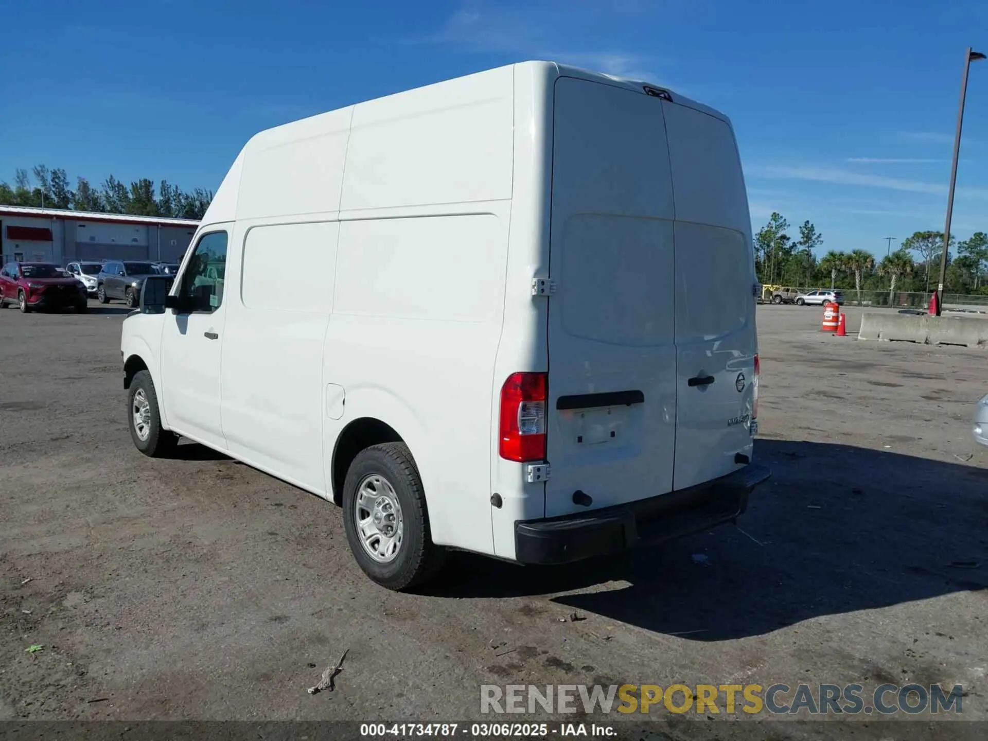 3 Photograph of a damaged car 1N6BF0LY3KN811206 NISSAN NV CARGO NV2500 HD 2019