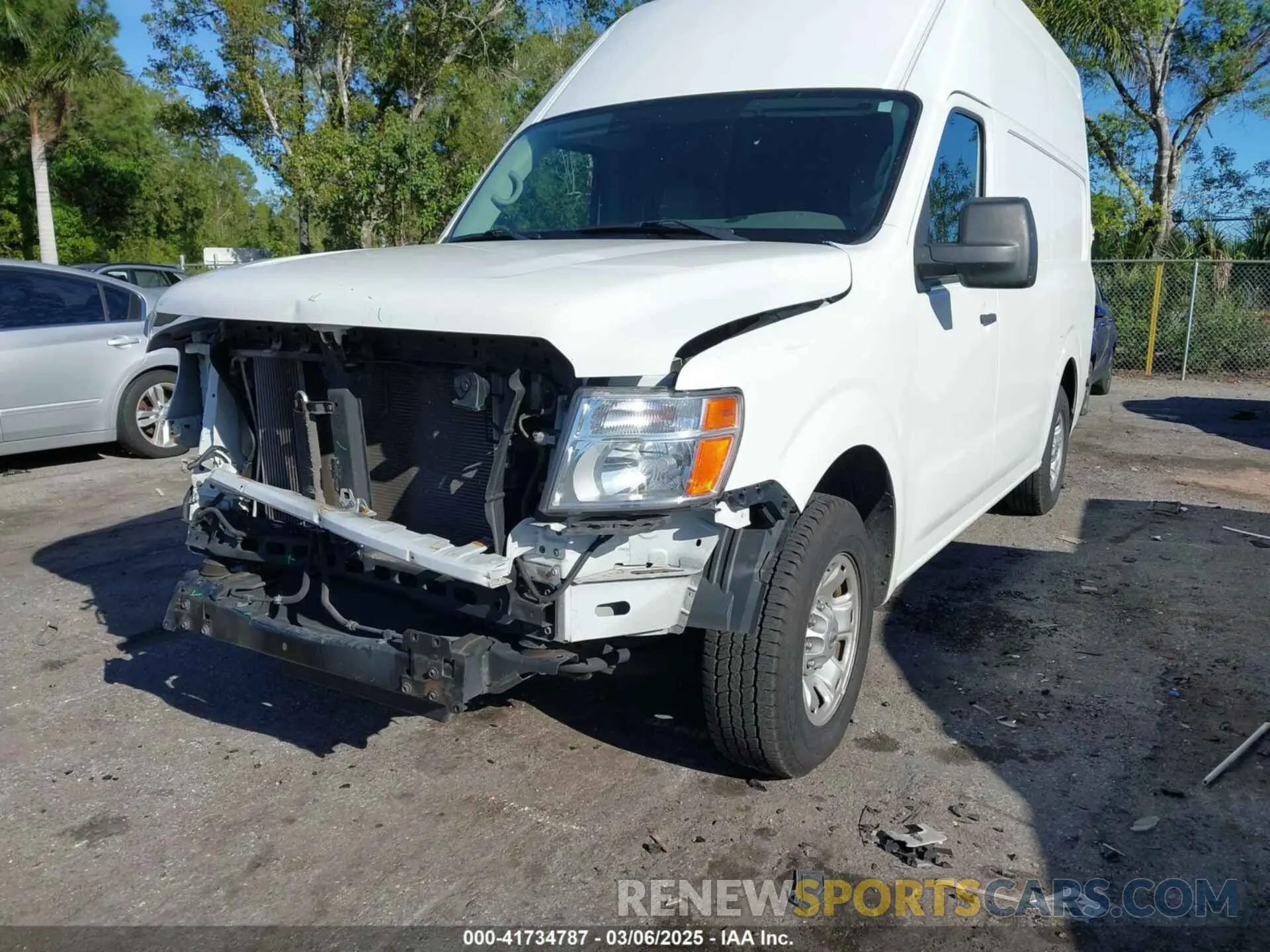6 Photograph of a damaged car 1N6BF0LY3KN811206 NISSAN NV CARGO NV2500 HD 2019