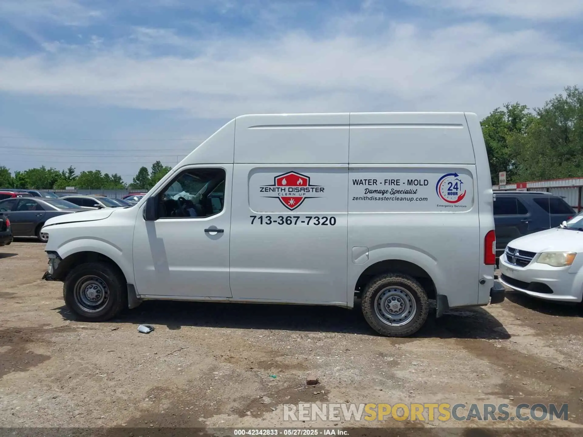 15 Photograph of a damaged car 1N6BF0LY7KN808759 NISSAN NV CARGO NV2500 HD 2019