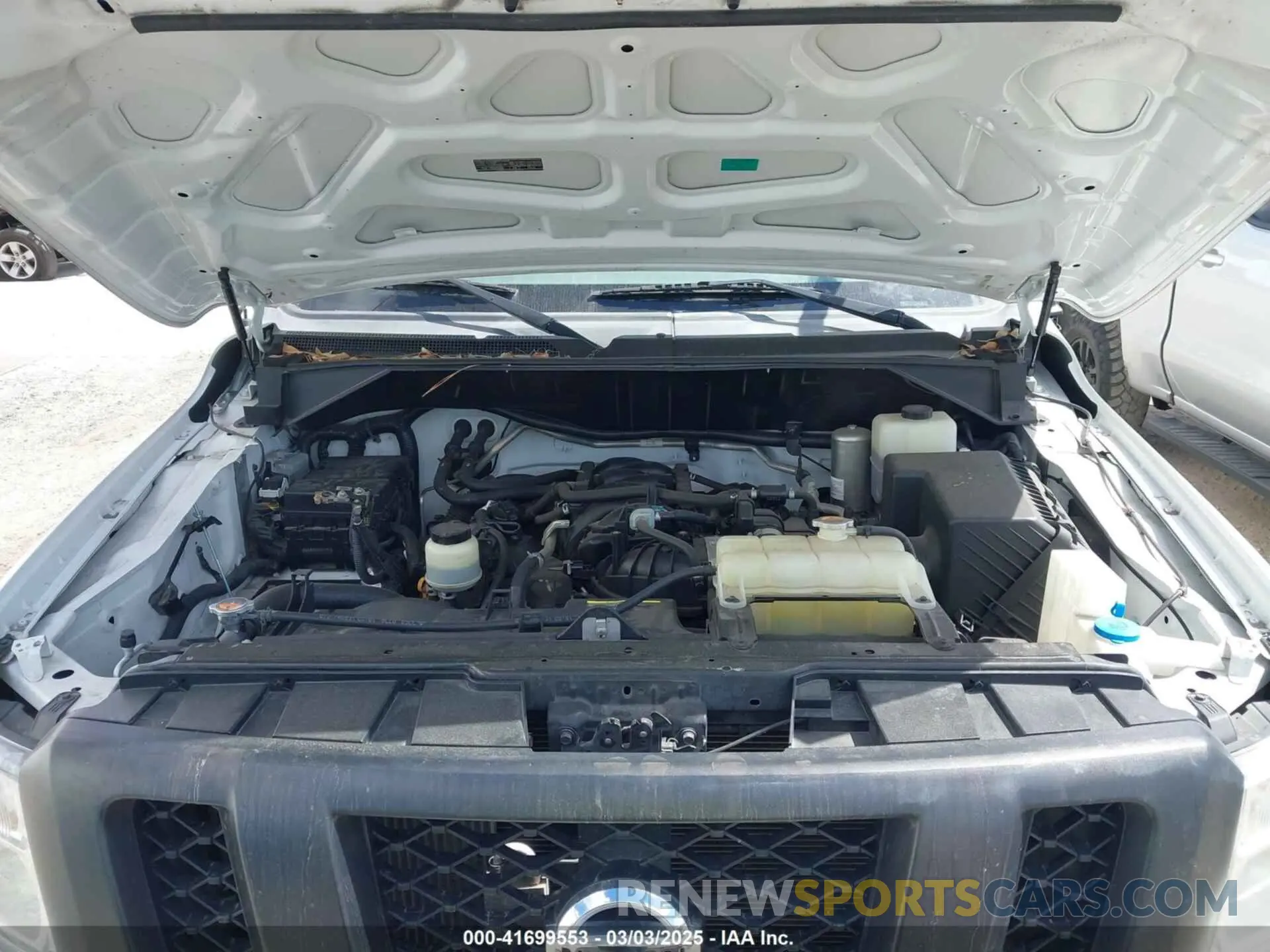 10 Photograph of a damaged car 1N6AF0KY9LN804355 NISSAN NV CARGO NV2500 HD 2020