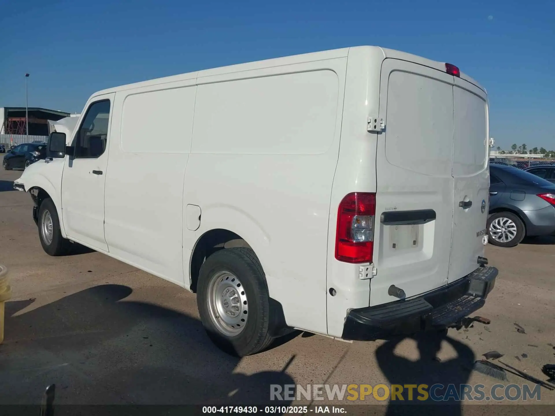 3 Photograph of a damaged car 1N6BF0KY4LN810374 NISSAN NV CARGO NV2500 HD 2020