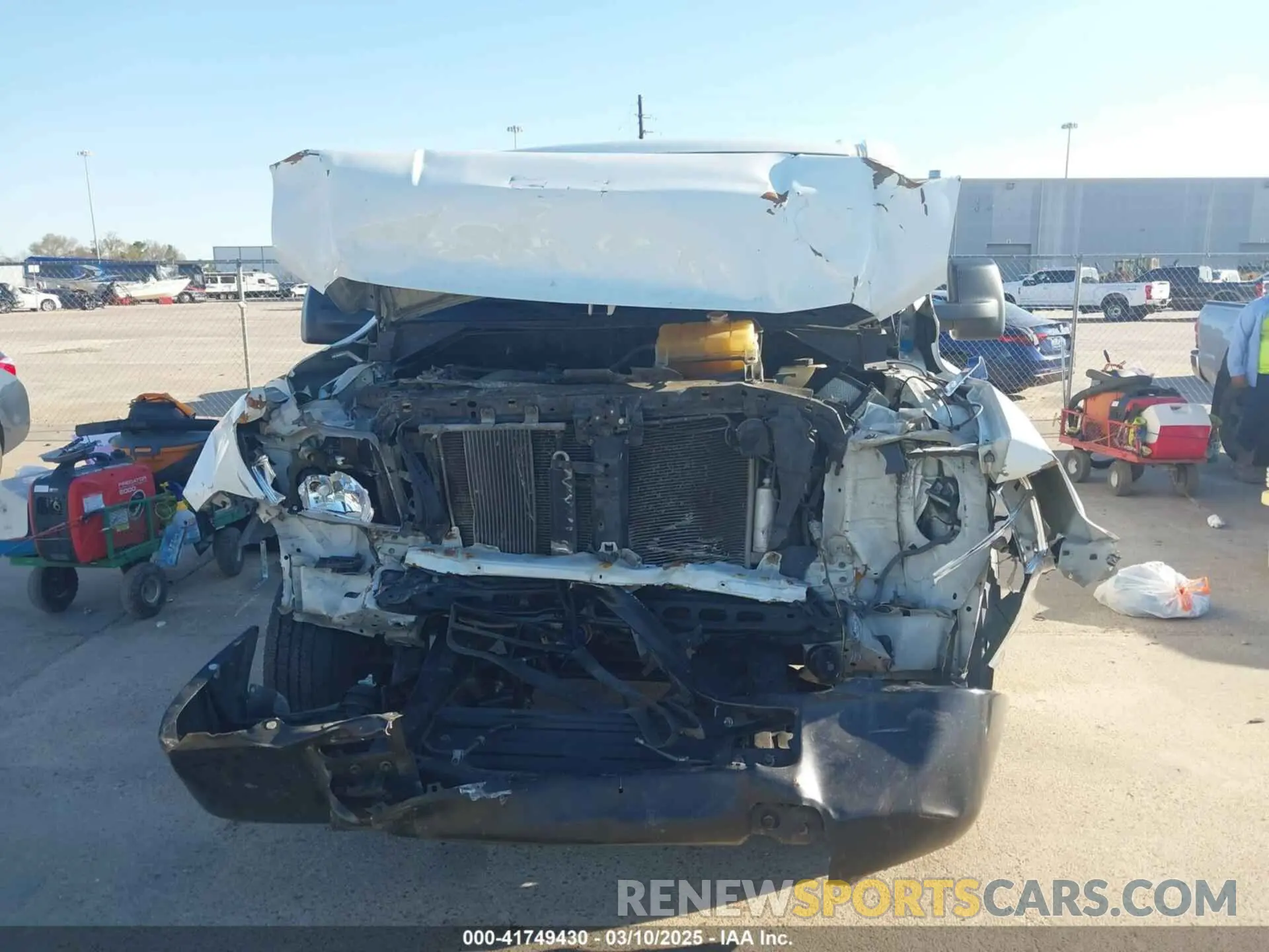 6 Photograph of a damaged car 1N6BF0KY4LN810374 NISSAN NV CARGO NV2500 HD 2020