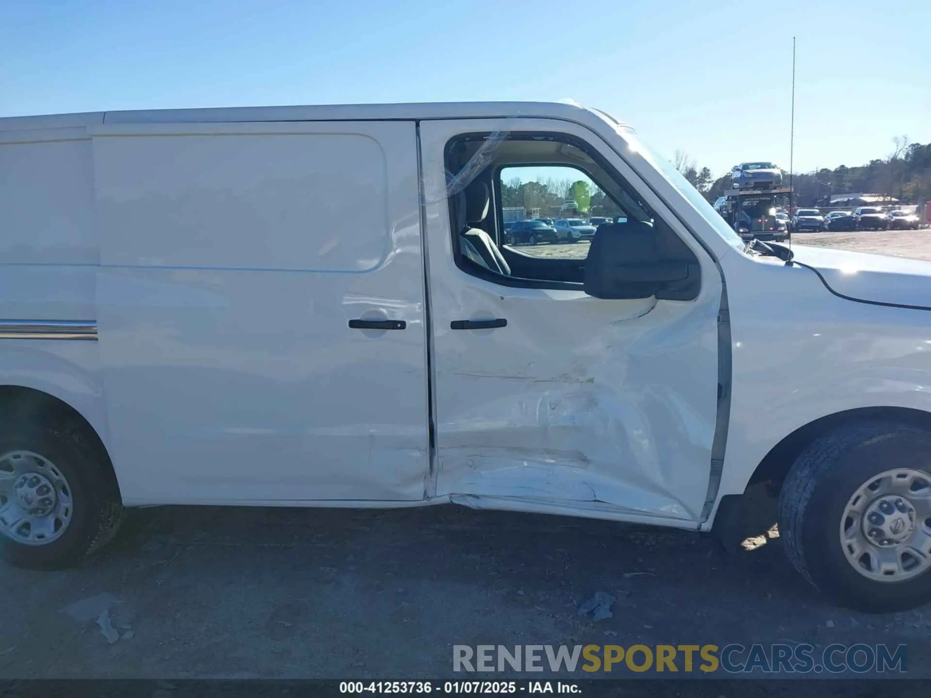6 Photograph of a damaged car 1N6BF0KY5LN807208 NISSAN NV CARGO NV2500 HD 2020