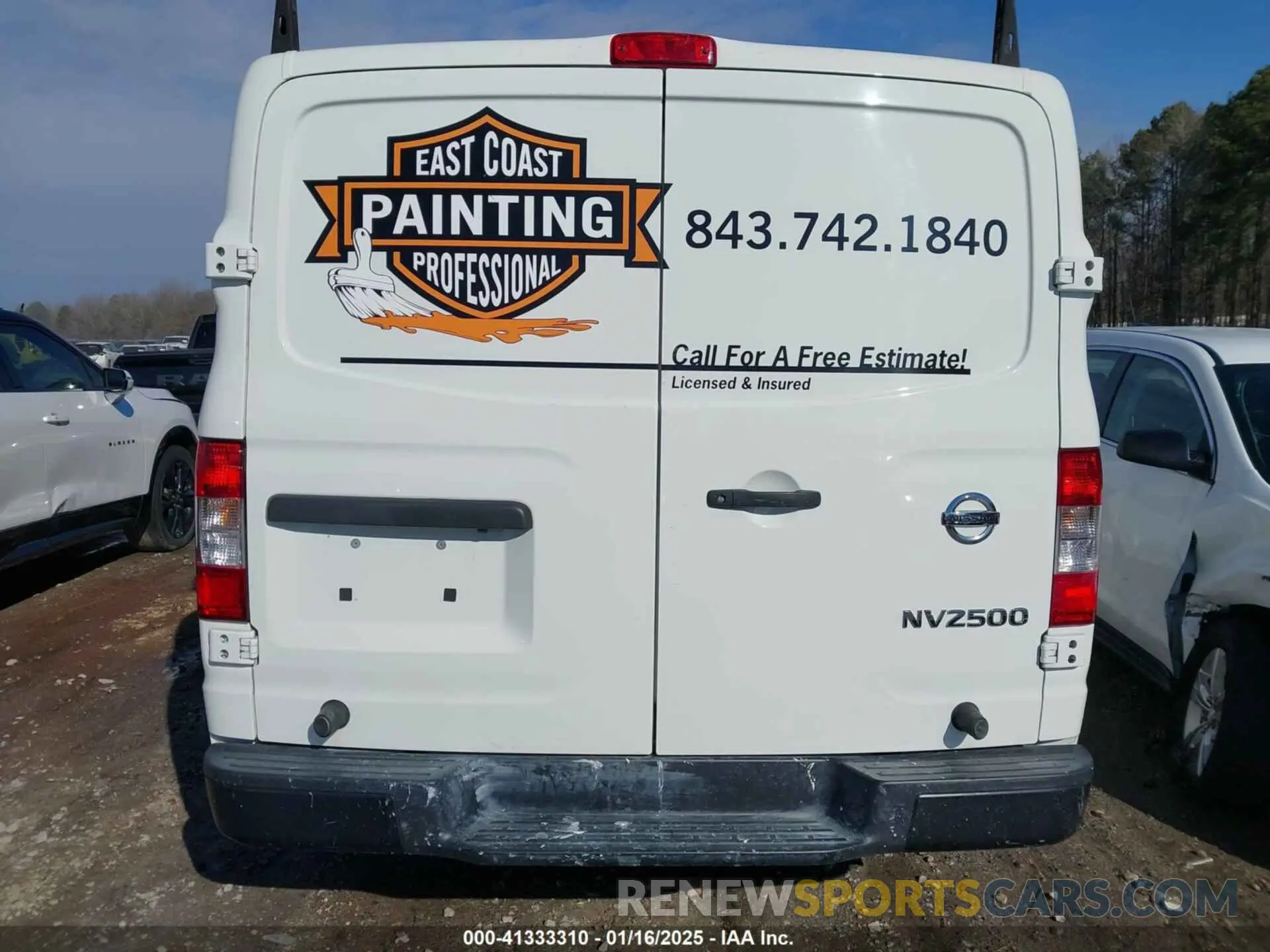 17 Photograph of a damaged car 1N6BF0KY8LN811060 NISSAN NV CARGO NV2500 HD 2020
