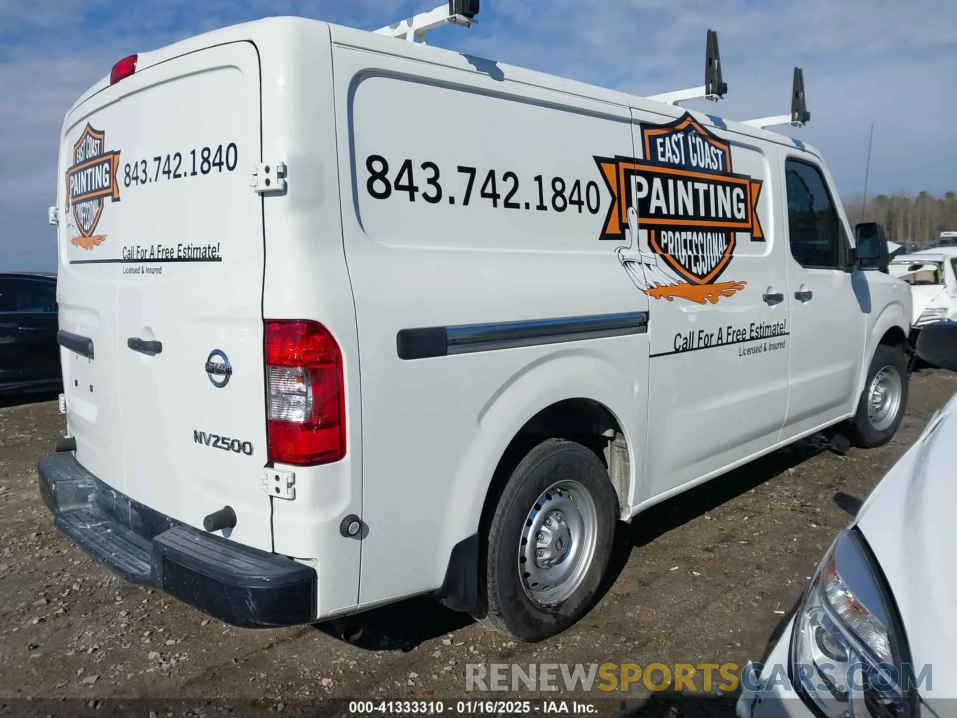 4 Photograph of a damaged car 1N6BF0KY8LN811060 NISSAN NV CARGO NV2500 HD 2020