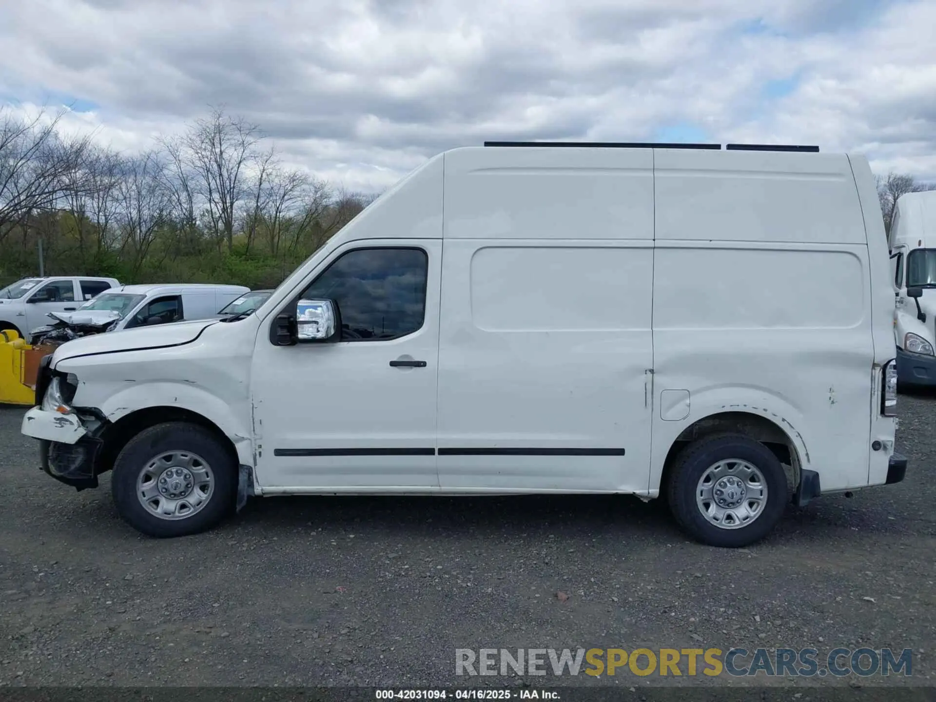 14 Photograph of a damaged car 1N6AF0LY2MN800907 NISSAN NV CARGO NV2500 HD 2021