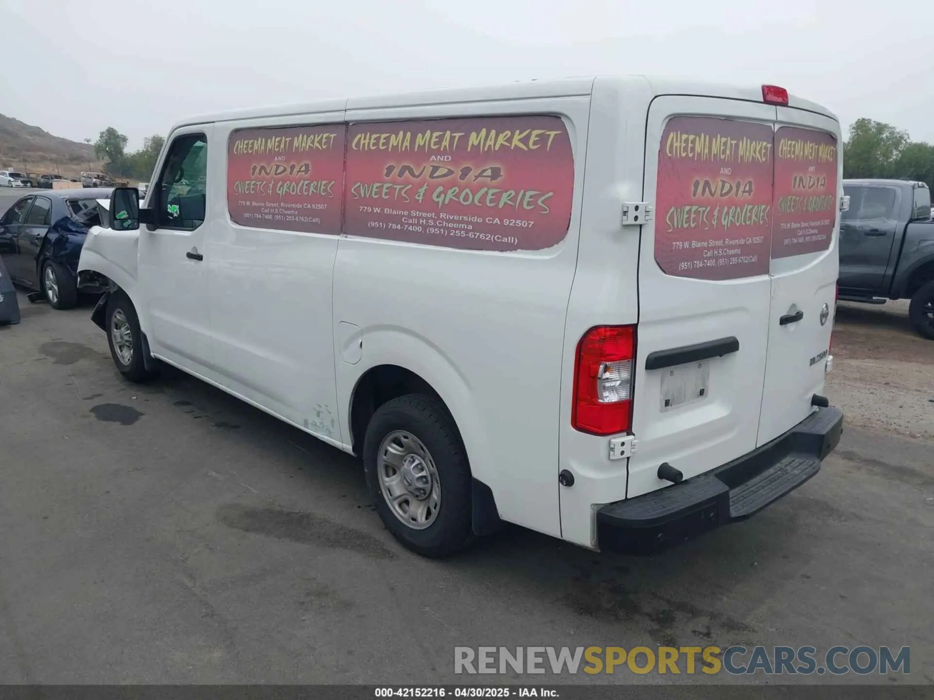 3 Photograph of a damaged car 1N6BF0KYXMN805682 NISSAN NV CARGO NV2500 HD 2021