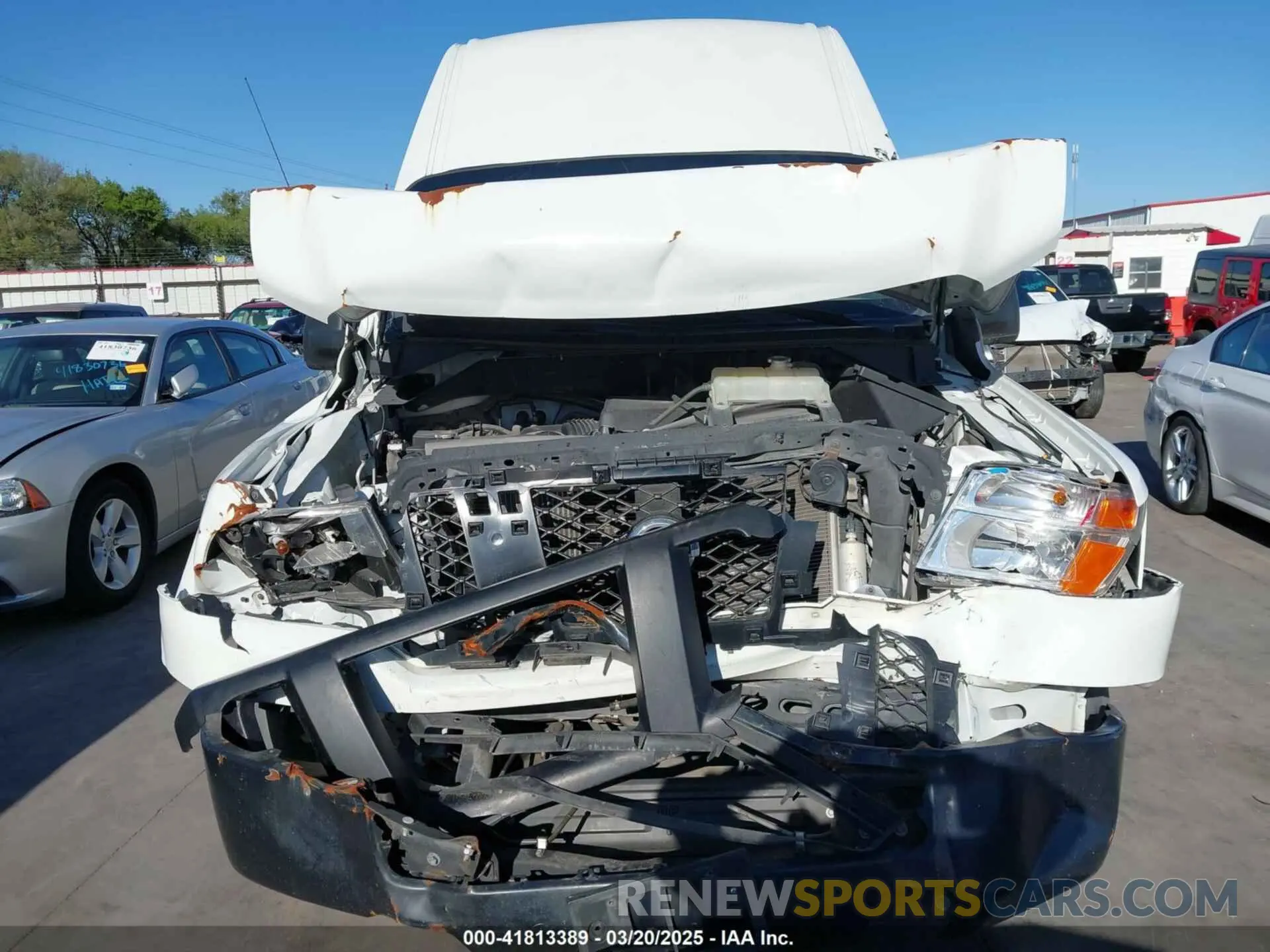 12 Photograph of a damaged car 1N6BF0LY0MN805348 NISSAN NV CARGO NV2500 HD 2021
