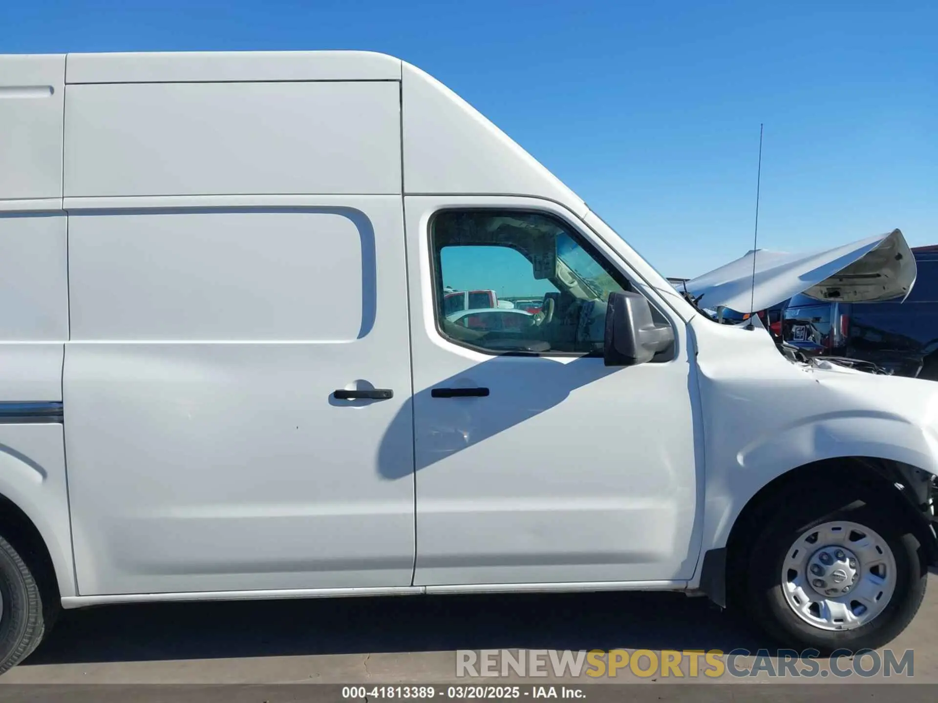 13 Photograph of a damaged car 1N6BF0LY0MN805348 NISSAN NV CARGO NV2500 HD 2021