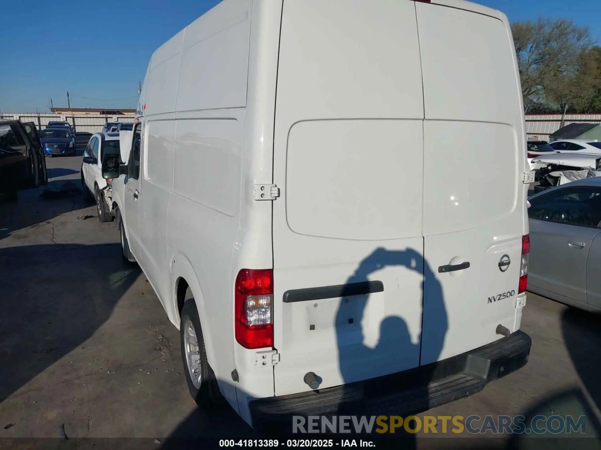 3 Photograph of a damaged car 1N6BF0LY0MN805348 NISSAN NV CARGO NV2500 HD 2021