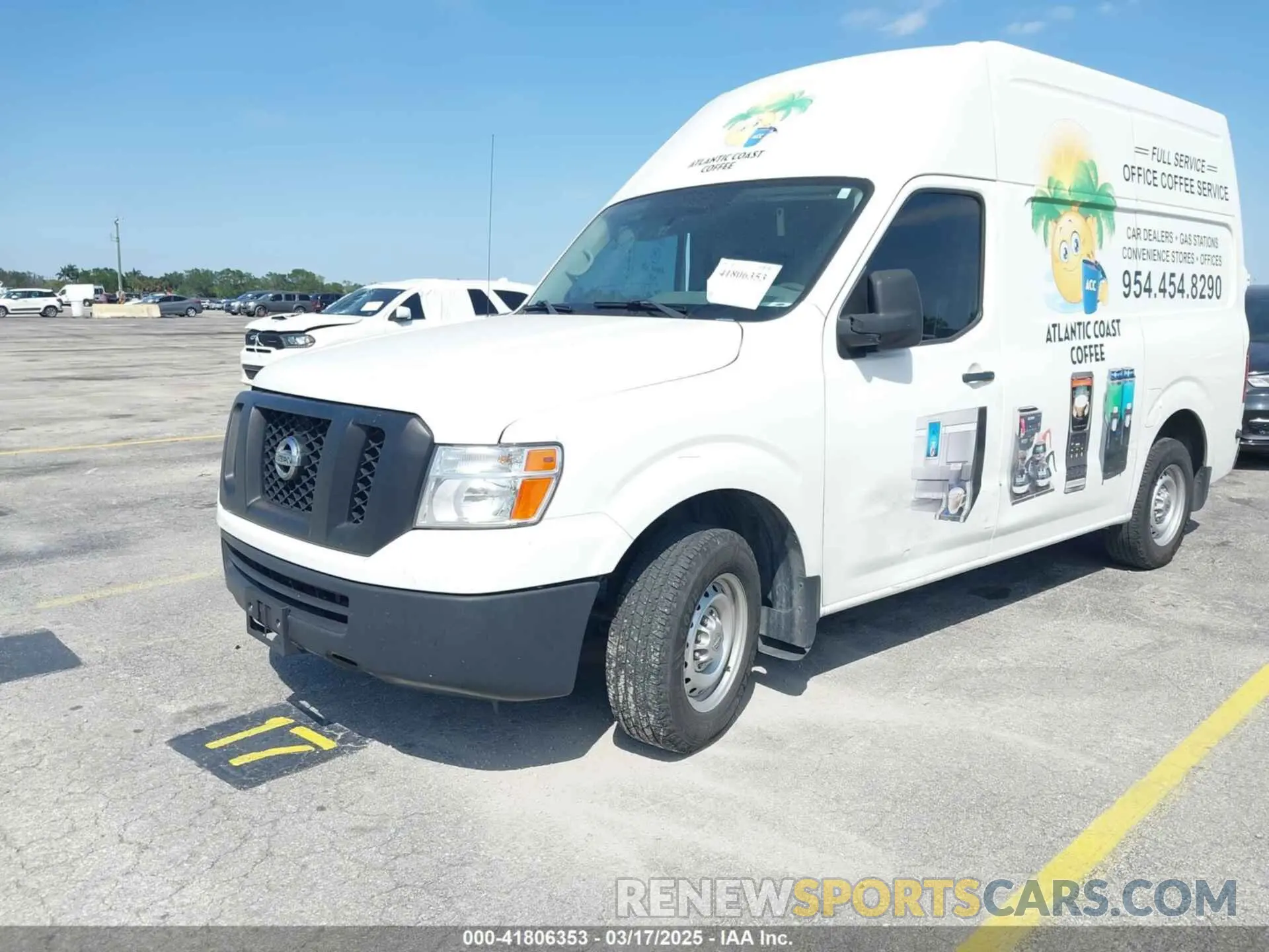 2 Photograph of a damaged car 1N6BF0LY1MN804323 NISSAN NV CARGO NV2500 HD 2021