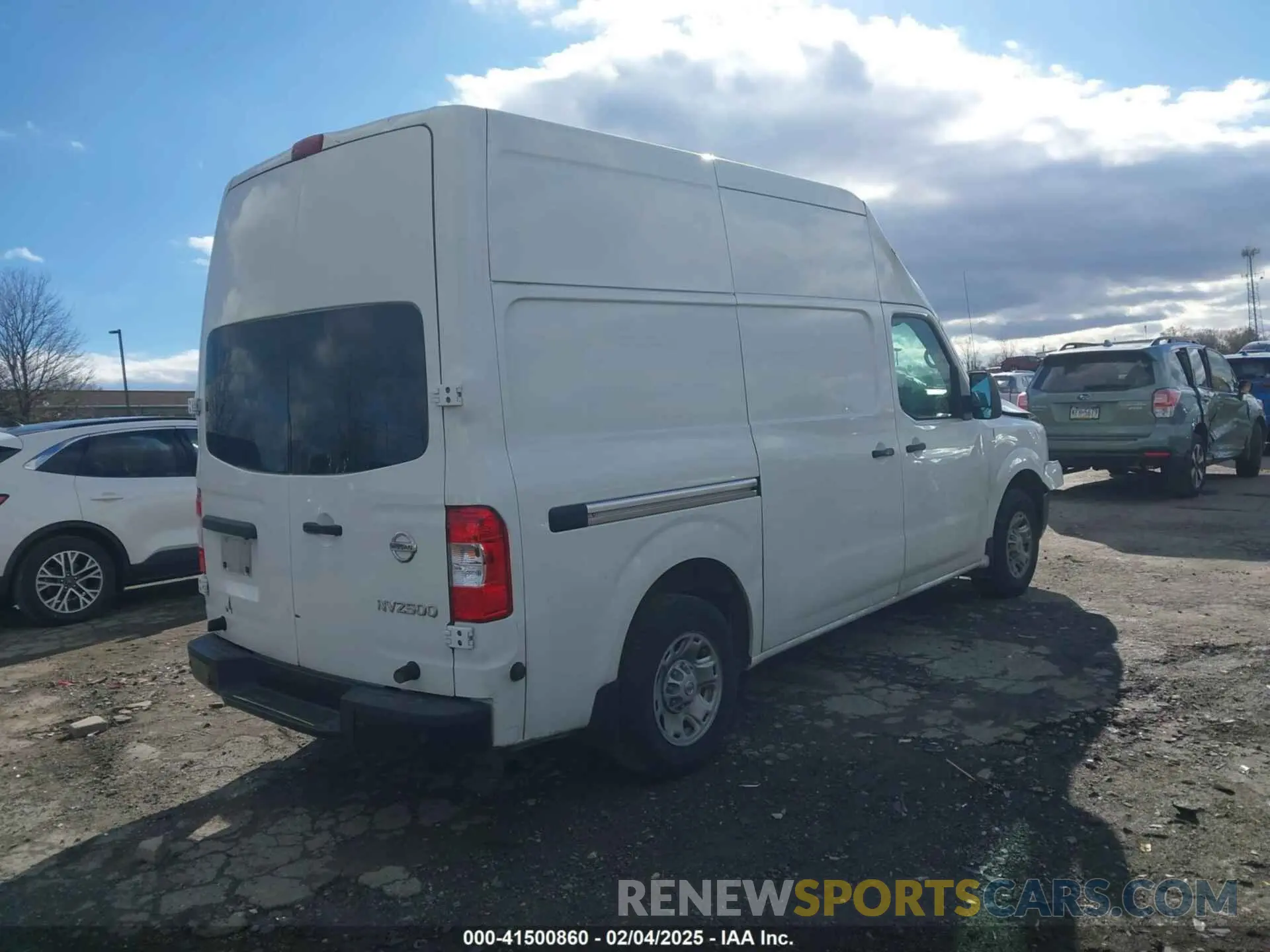 4 Photograph of a damaged car 1N6BF0LY1MN806850 NISSAN NV CARGO NV2500 HD 2021