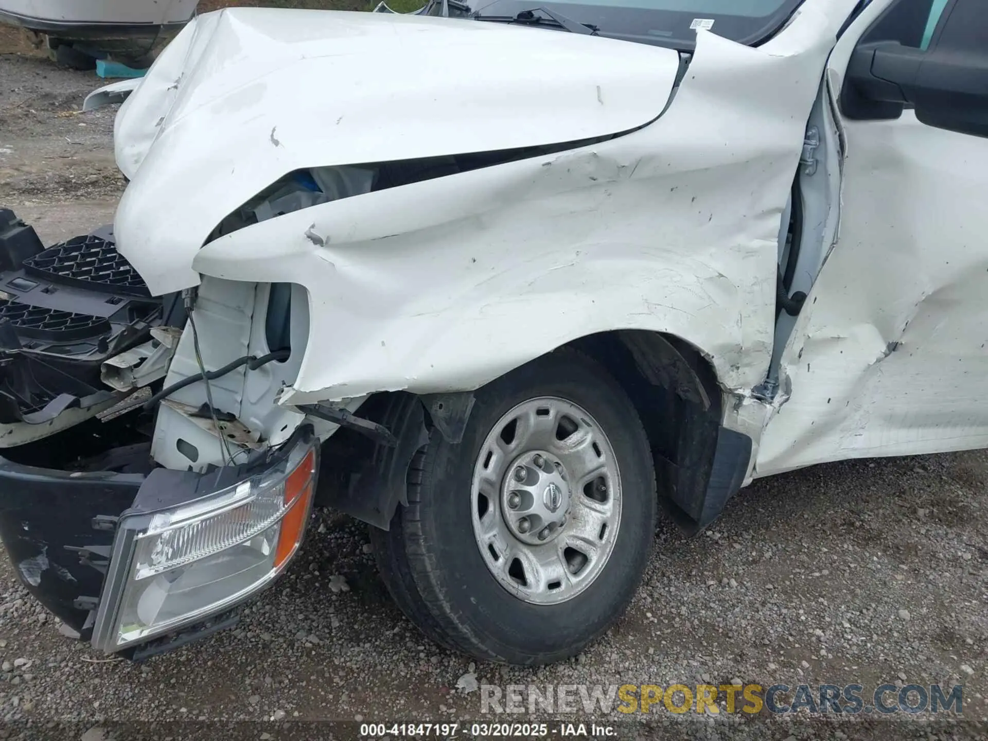 17 Photograph of a damaged car 1N6BF0LYXMN800271 NISSAN NV CARGO NV2500 HD 2021