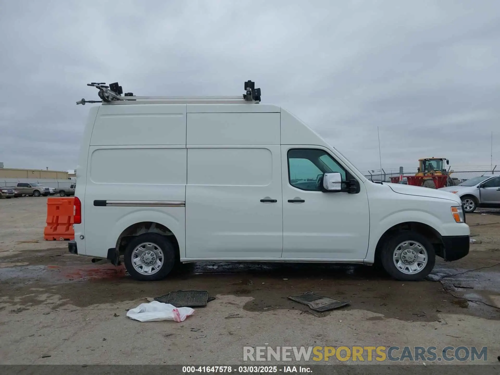 13 Photograph of a damaged car 1N6AF0LY7MN803432 NISSAN NV CARGO NV3500 HD 2021
