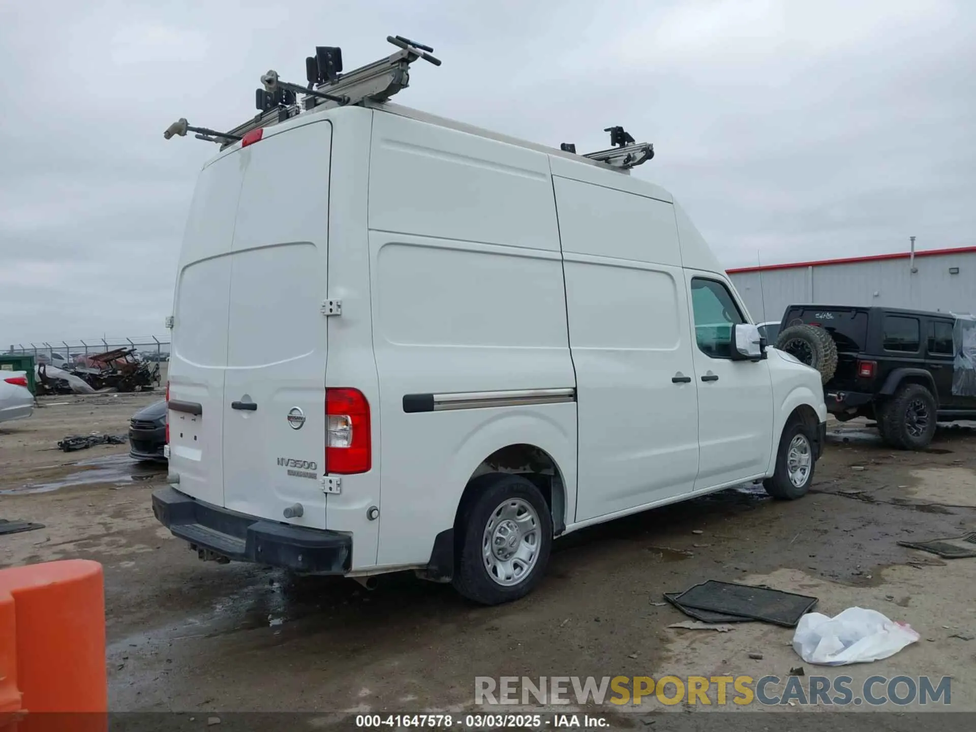 4 Photograph of a damaged car 1N6AF0LY7MN803432 NISSAN NV CARGO NV3500 HD 2021