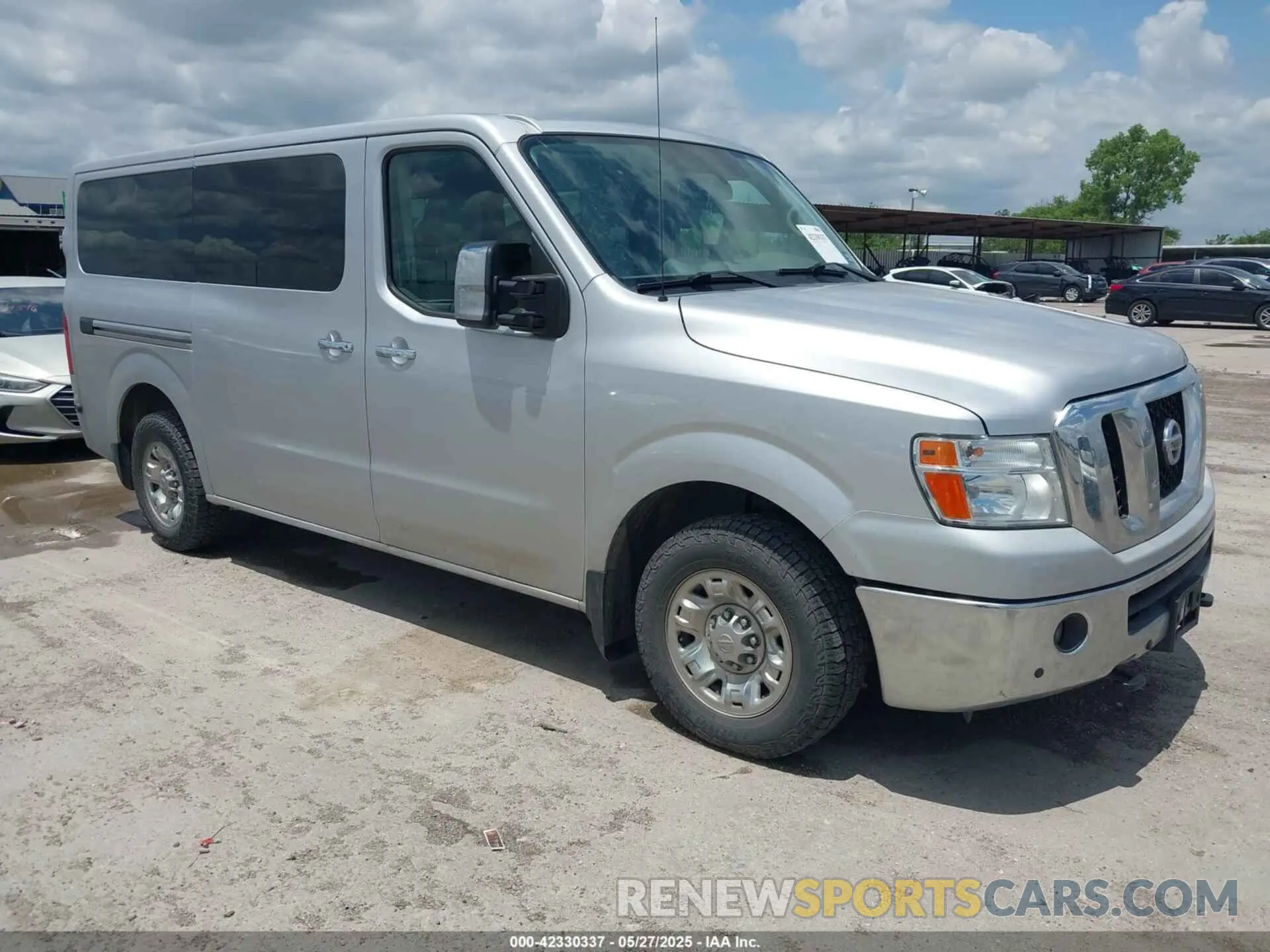 1 Photograph of a damaged car 5BZAF0AA2KN852771 NISSAN NV PASSENGER NV3500 HD 2019