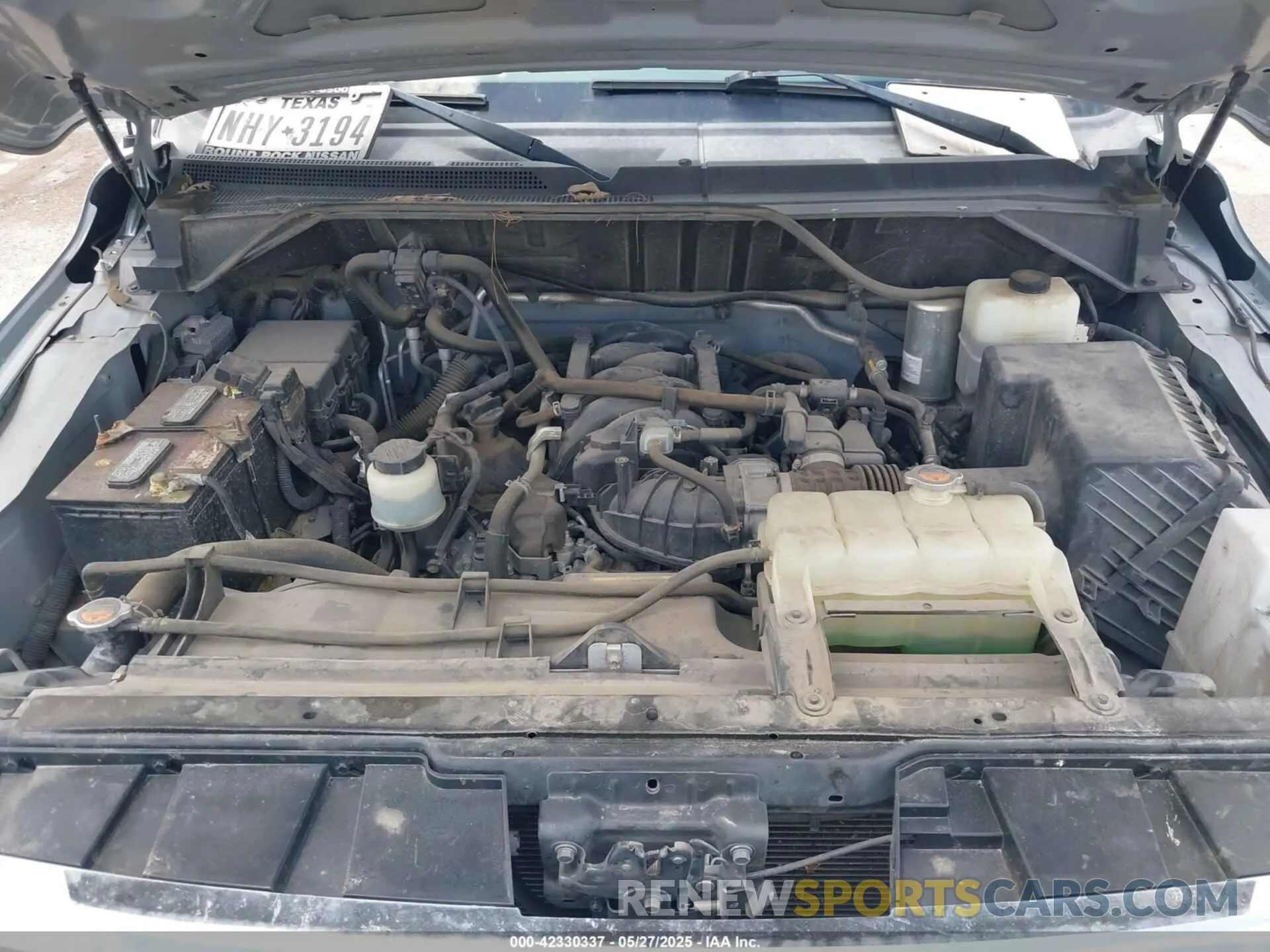 10 Photograph of a damaged car 5BZAF0AA2KN852771 NISSAN NV PASSENGER NV3500 HD 2019