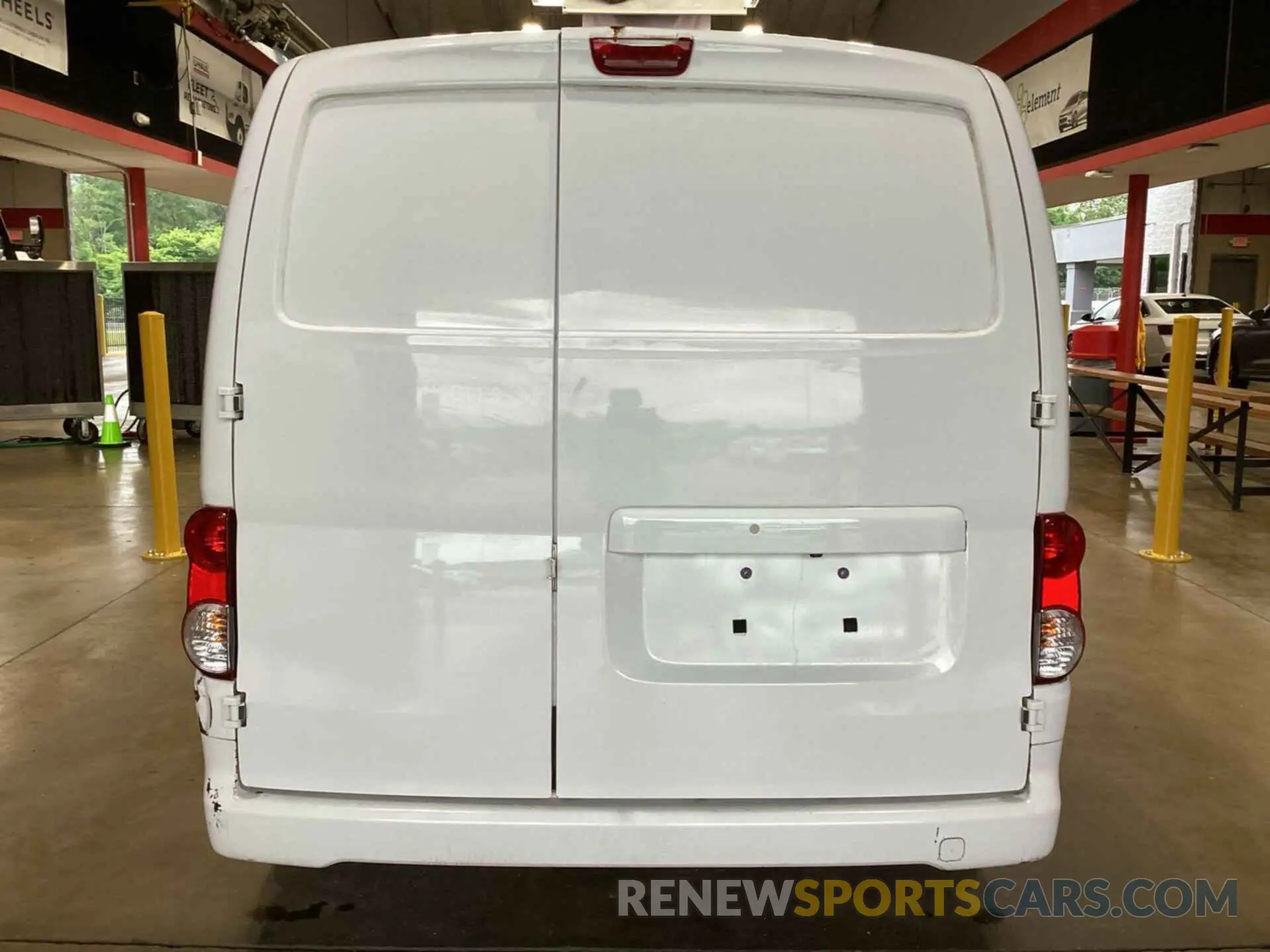 16 Photograph of a damaged car 3N6CM0KN1KK707059 NISSAN NV200 2019