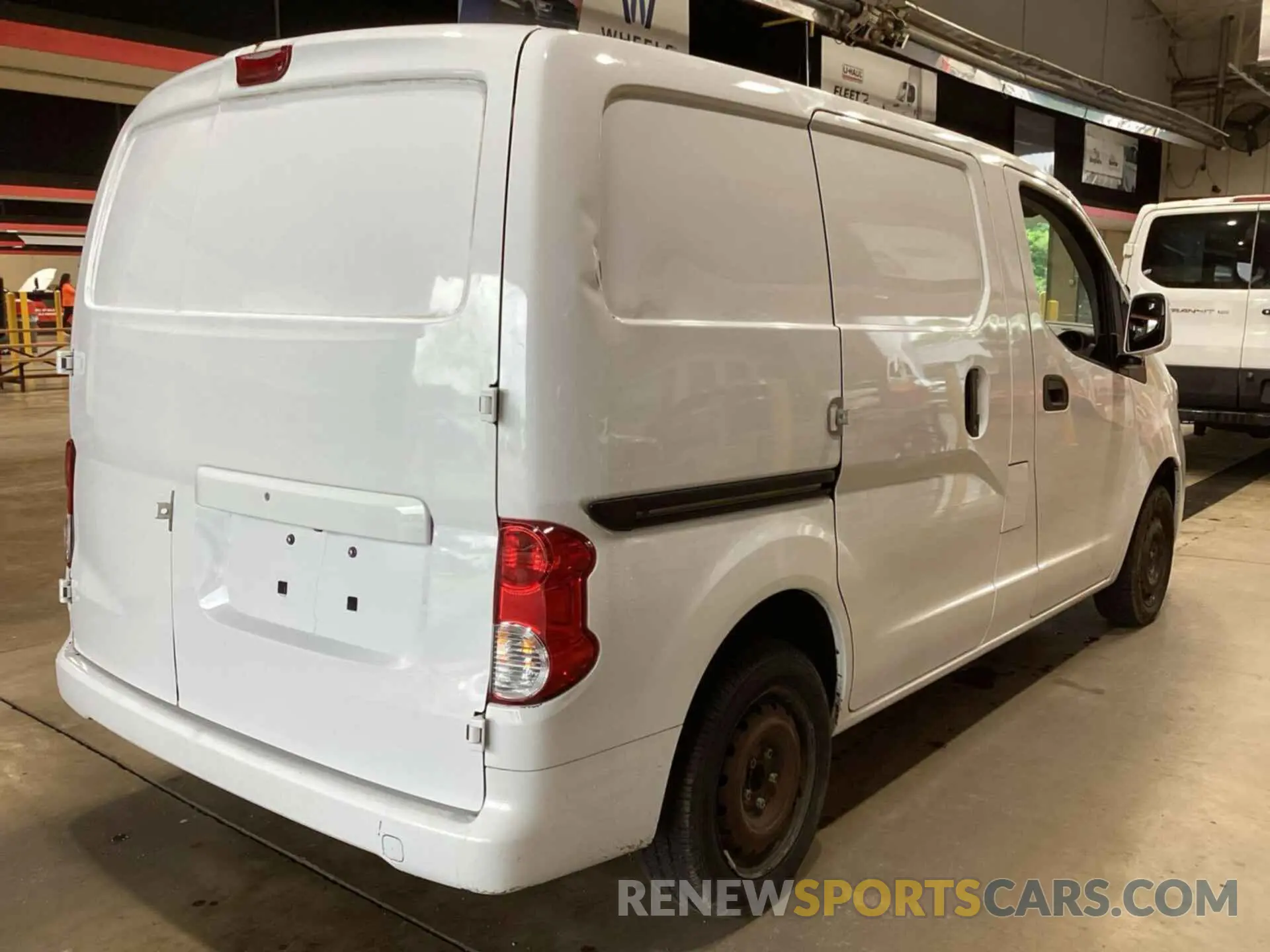 26 Photograph of a damaged car 3N6CM0KN1KK707059 NISSAN NV200 2019