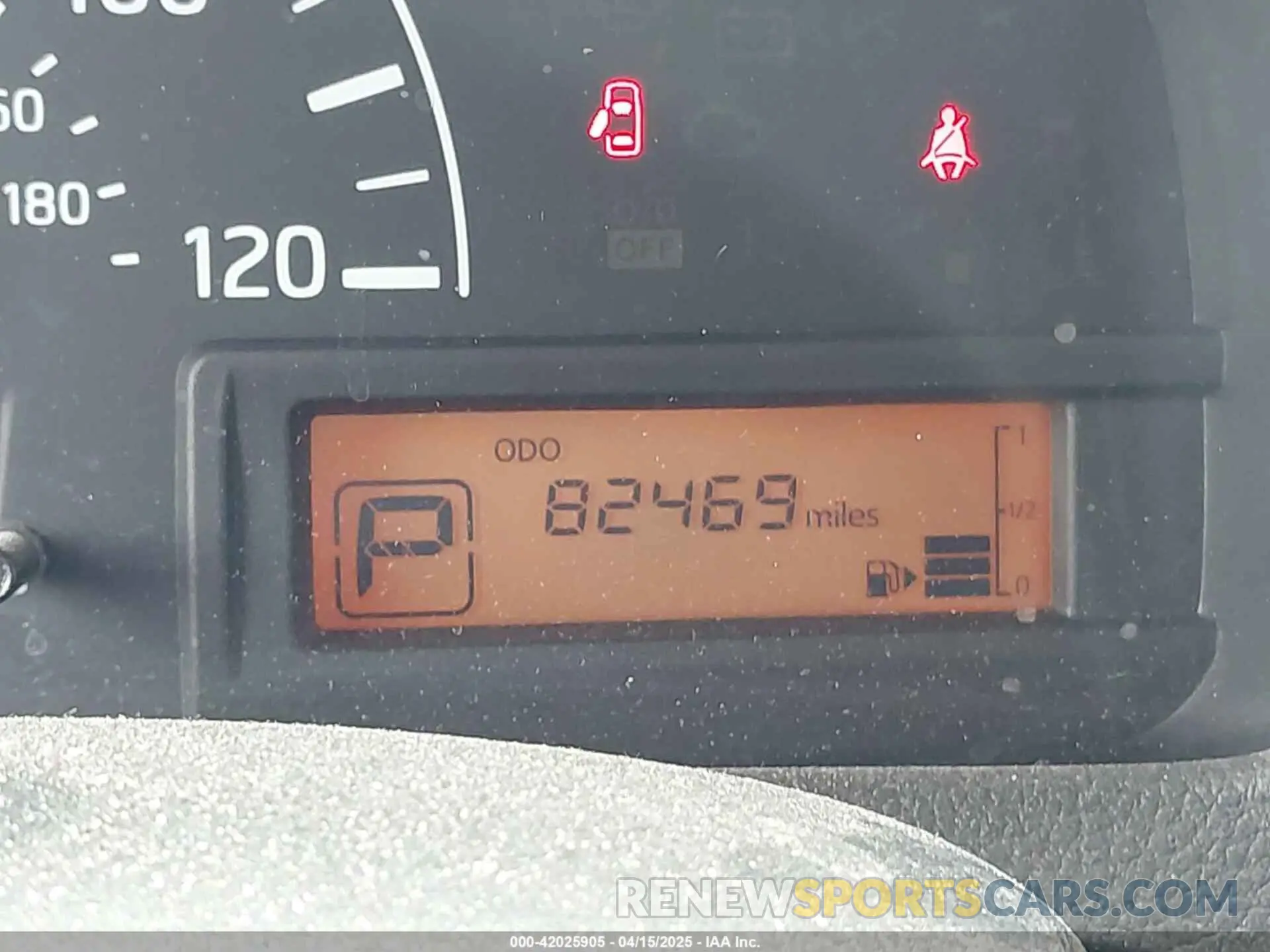 15 Photograph of a damaged car 3N6CM0KN1KK711189 NISSAN NV200 2019