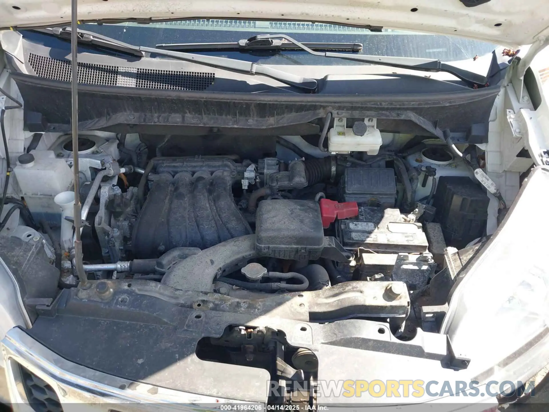 10 Photograph of a damaged car 3N6CM0KN2KK695570 NISSAN NV200 2019