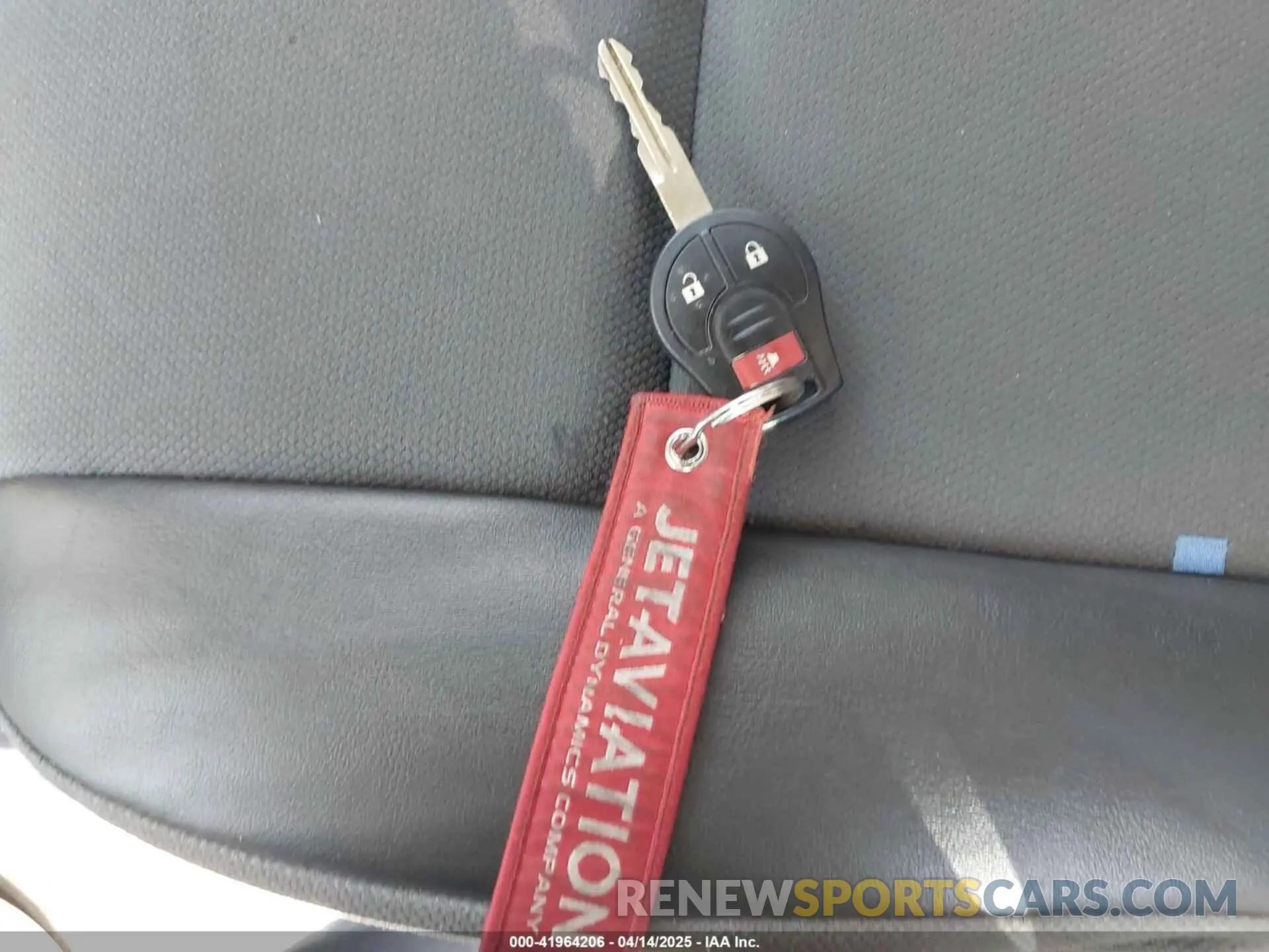11 Photograph of a damaged car 3N6CM0KN2KK695570 NISSAN NV200 2019