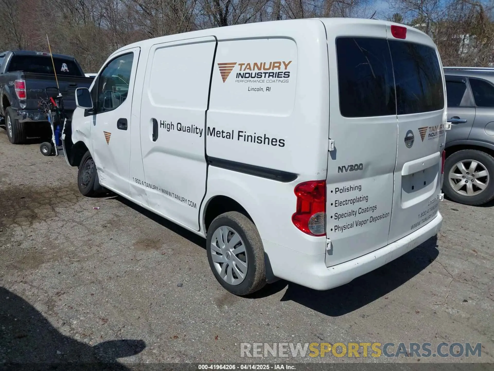 3 Photograph of a damaged car 3N6CM0KN2KK695570 NISSAN NV200 2019