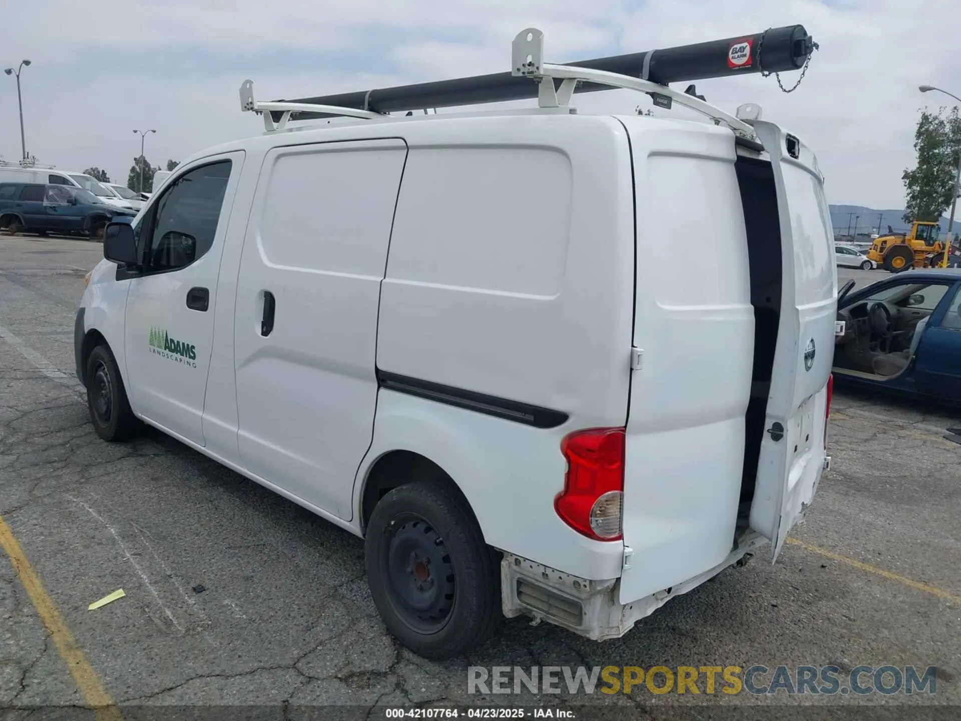 3 Photograph of a damaged car 3N6CM0KN2KK704140 NISSAN NV200 2019